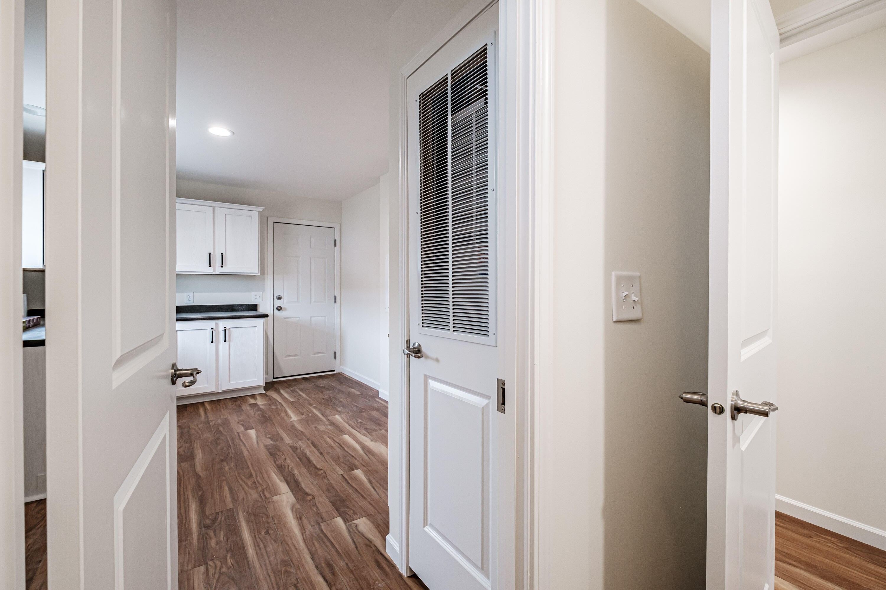 21 Colony Way