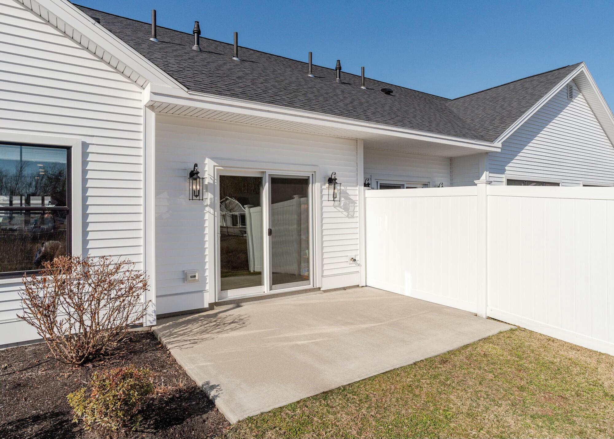 28 Mill Commons Drive, 28