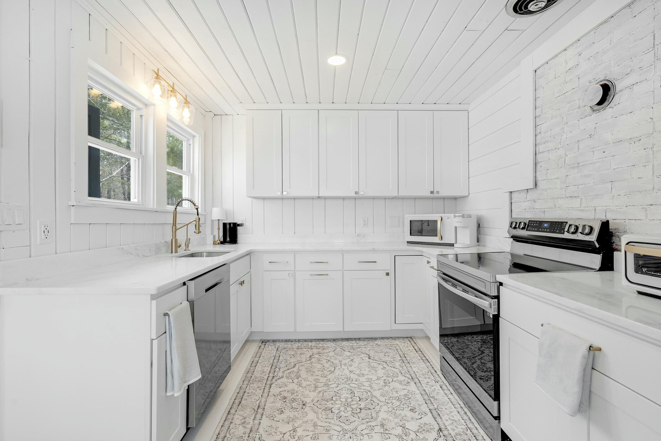 1485 Richville Road