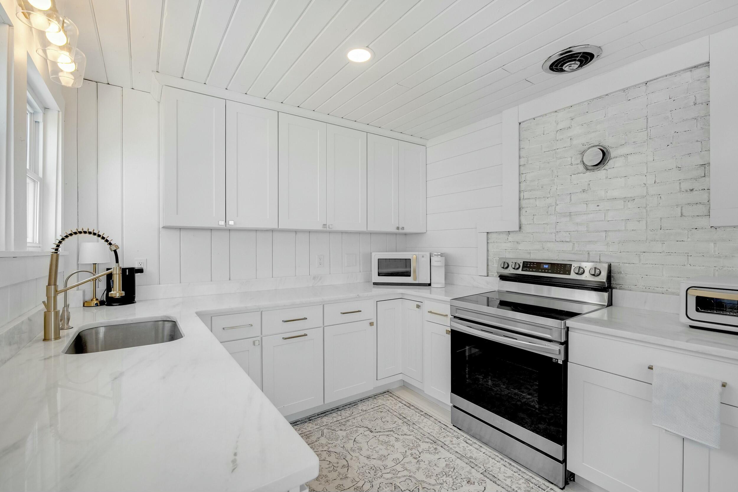 1485 Richville Road