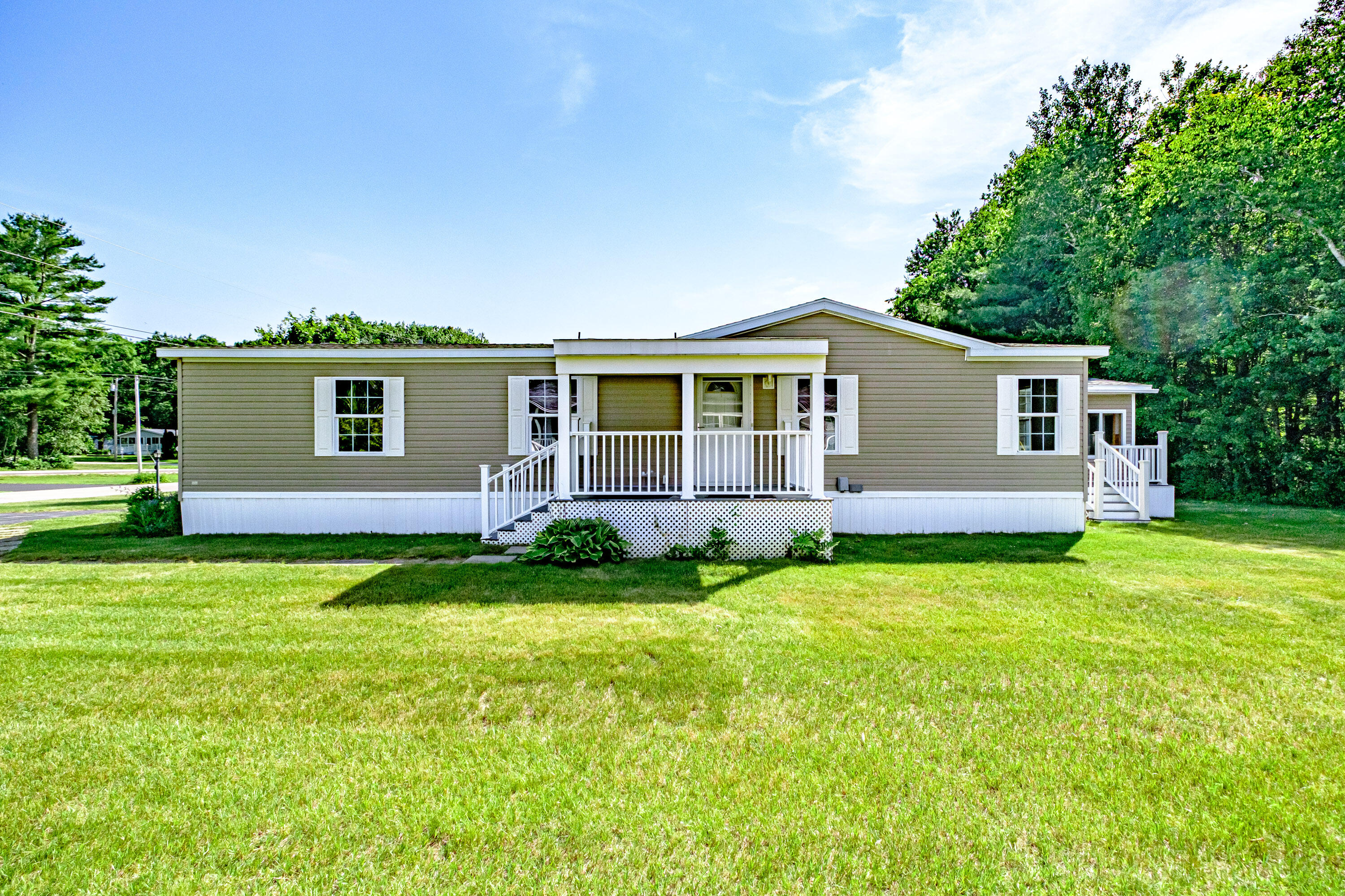3 Windsor Drive