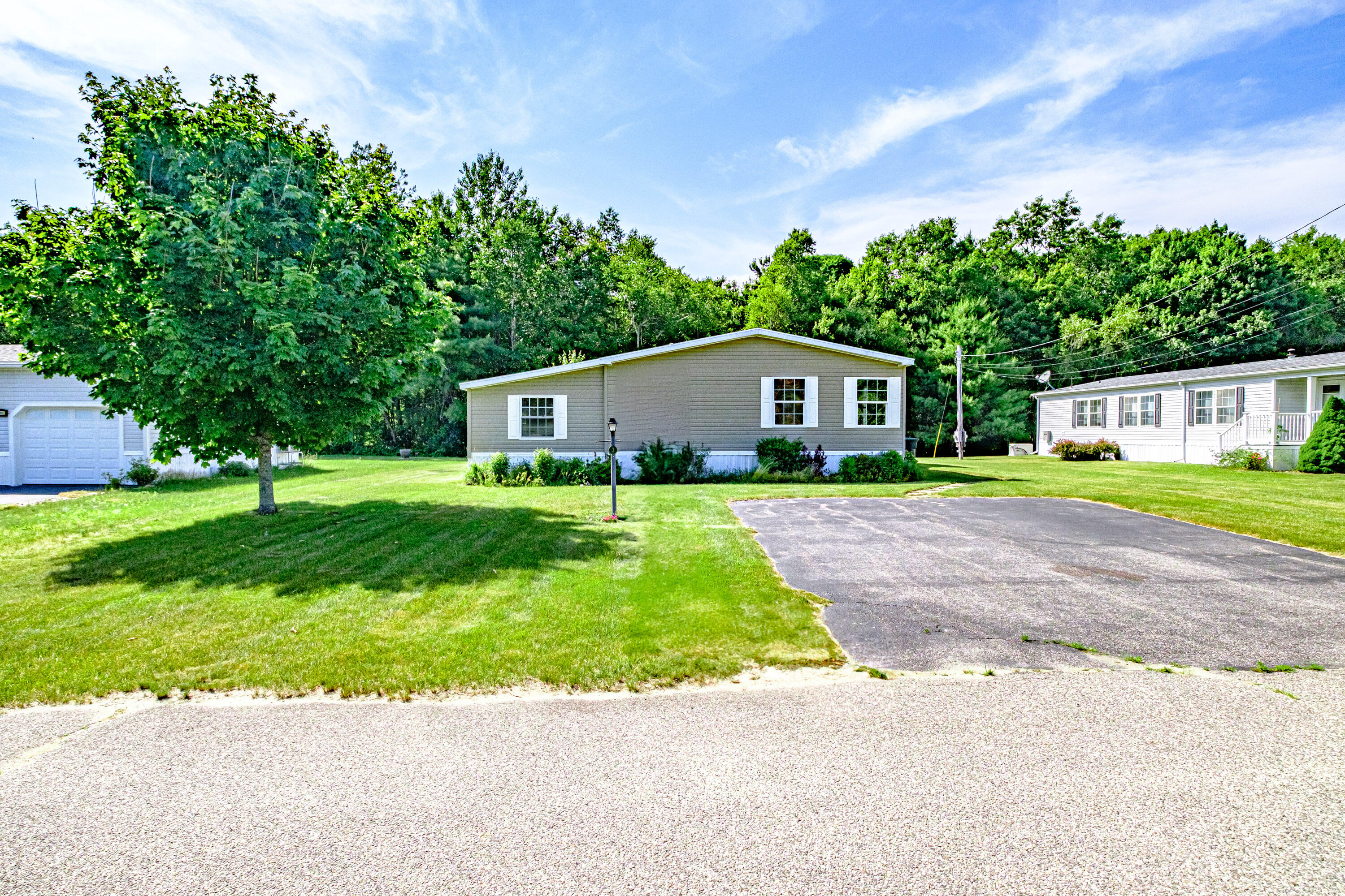 3 Windsor Drive