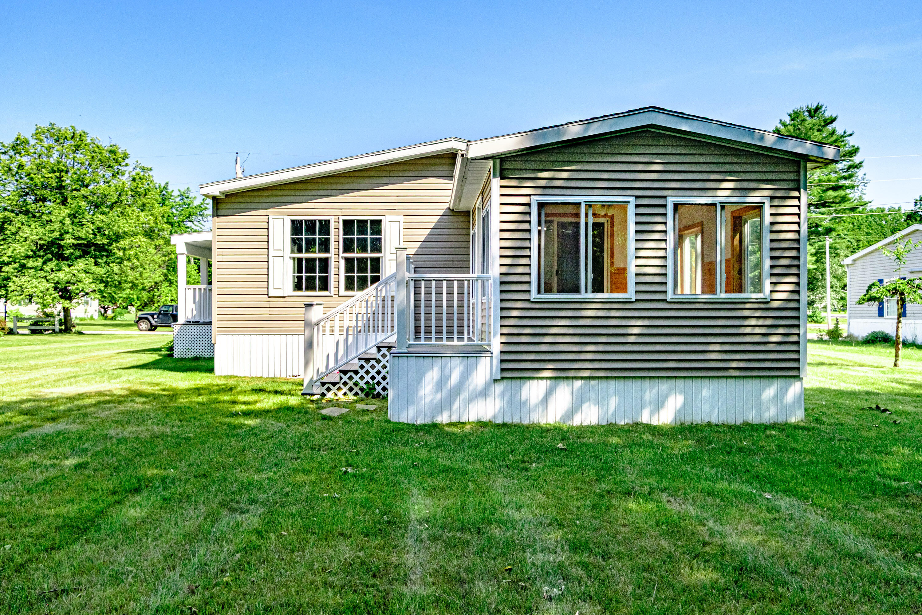 3 Windsor Drive