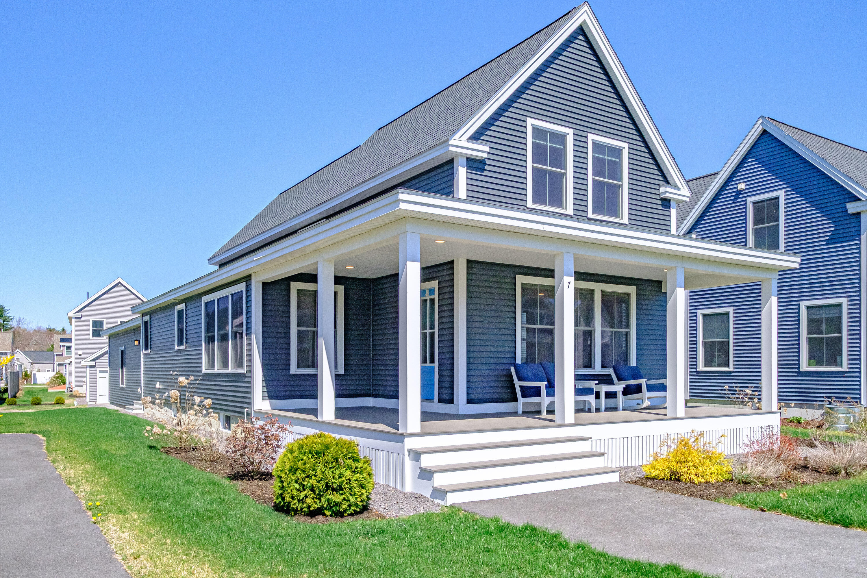 7 Pacer Way