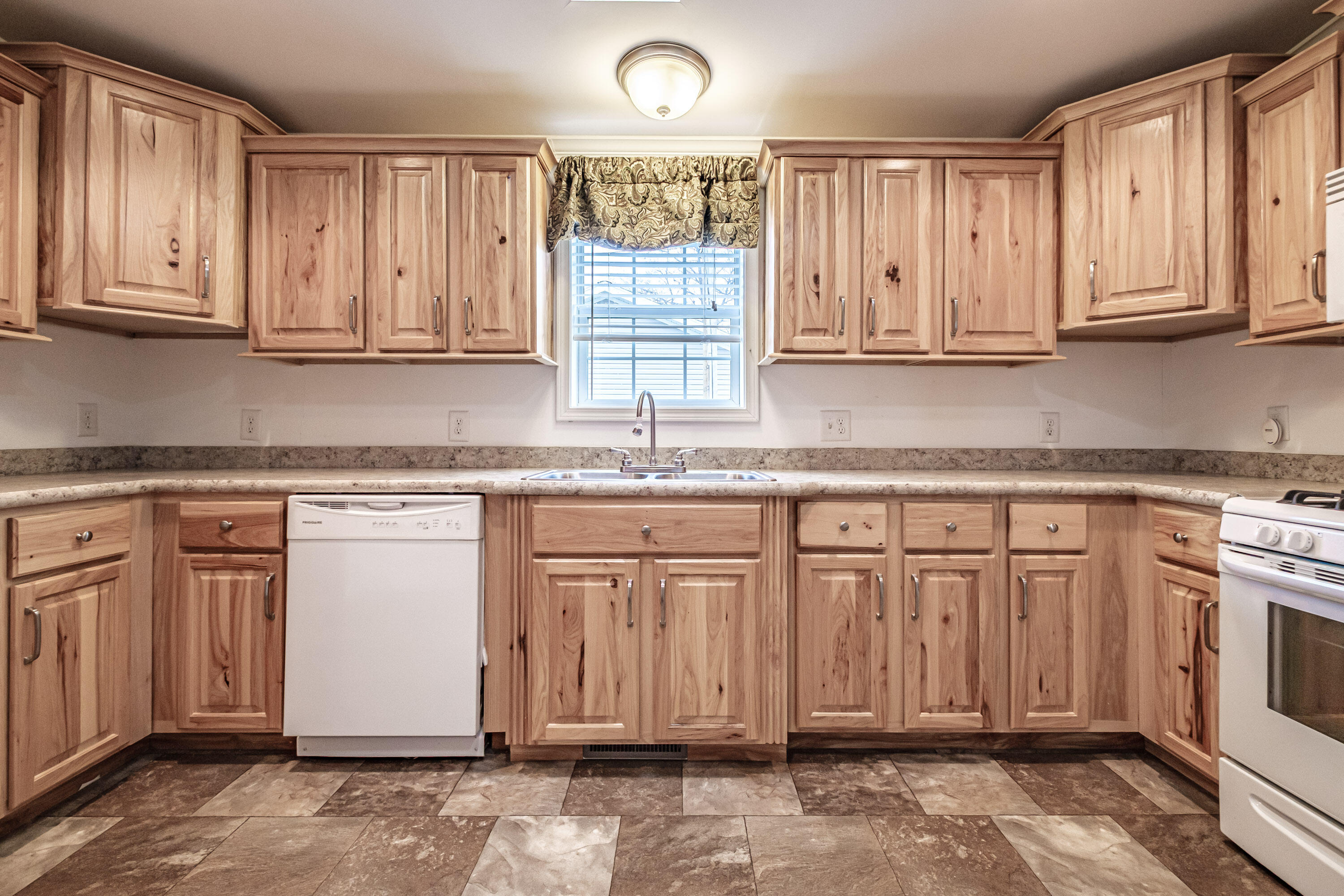 21 Fieldstone Lane