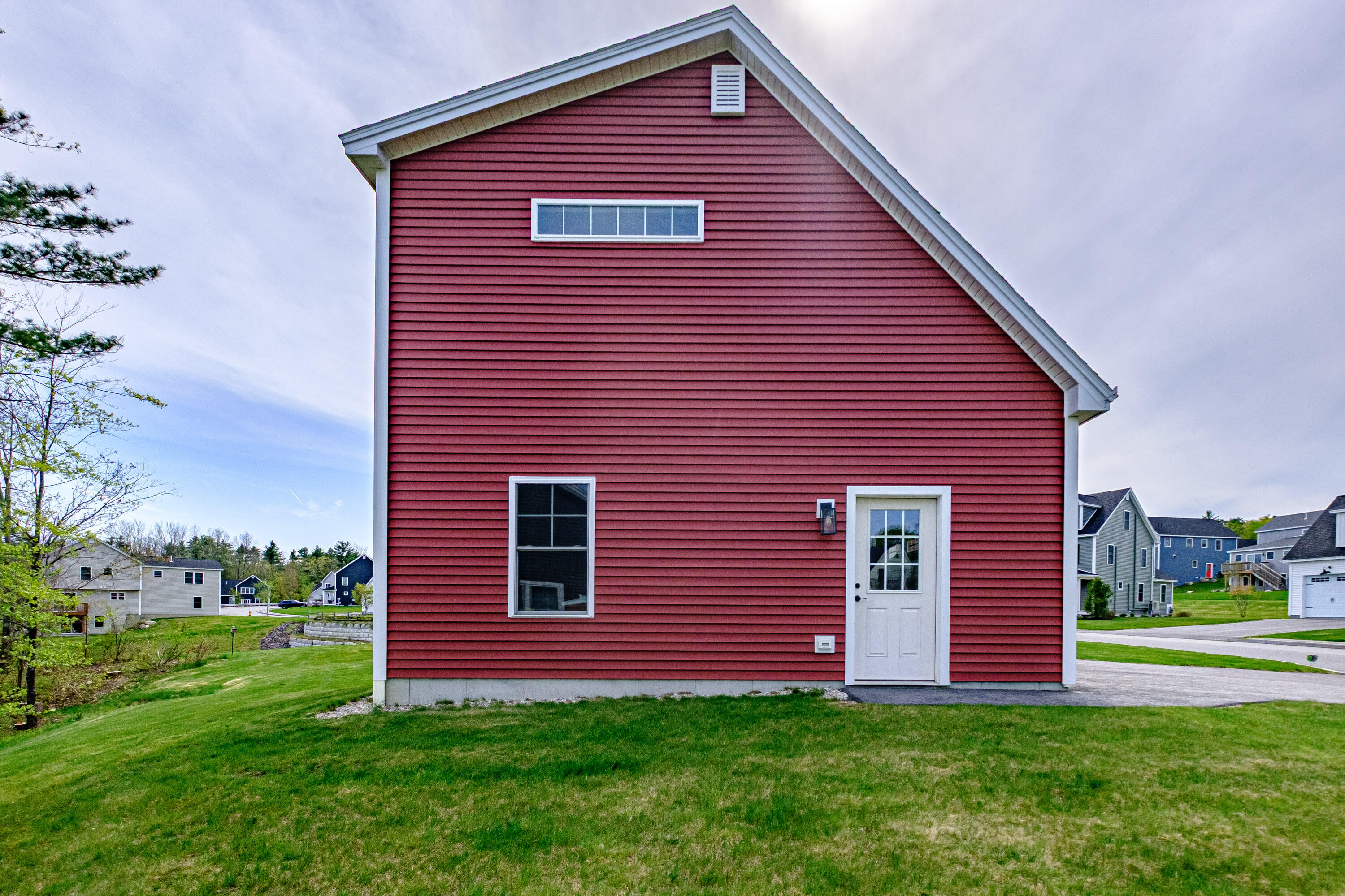14 Bluebird Trail, 67