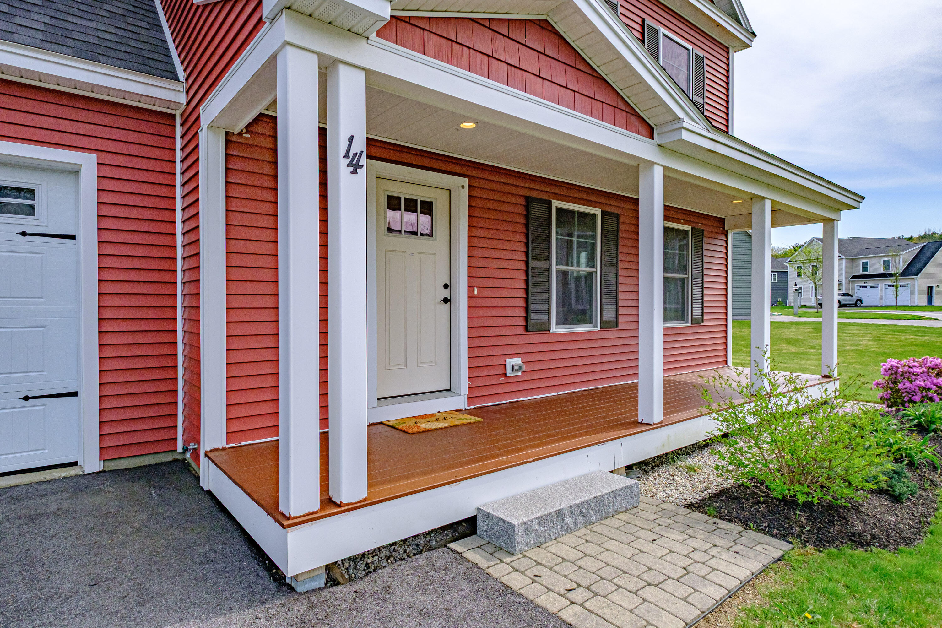 14 Bluebird Trail, 67