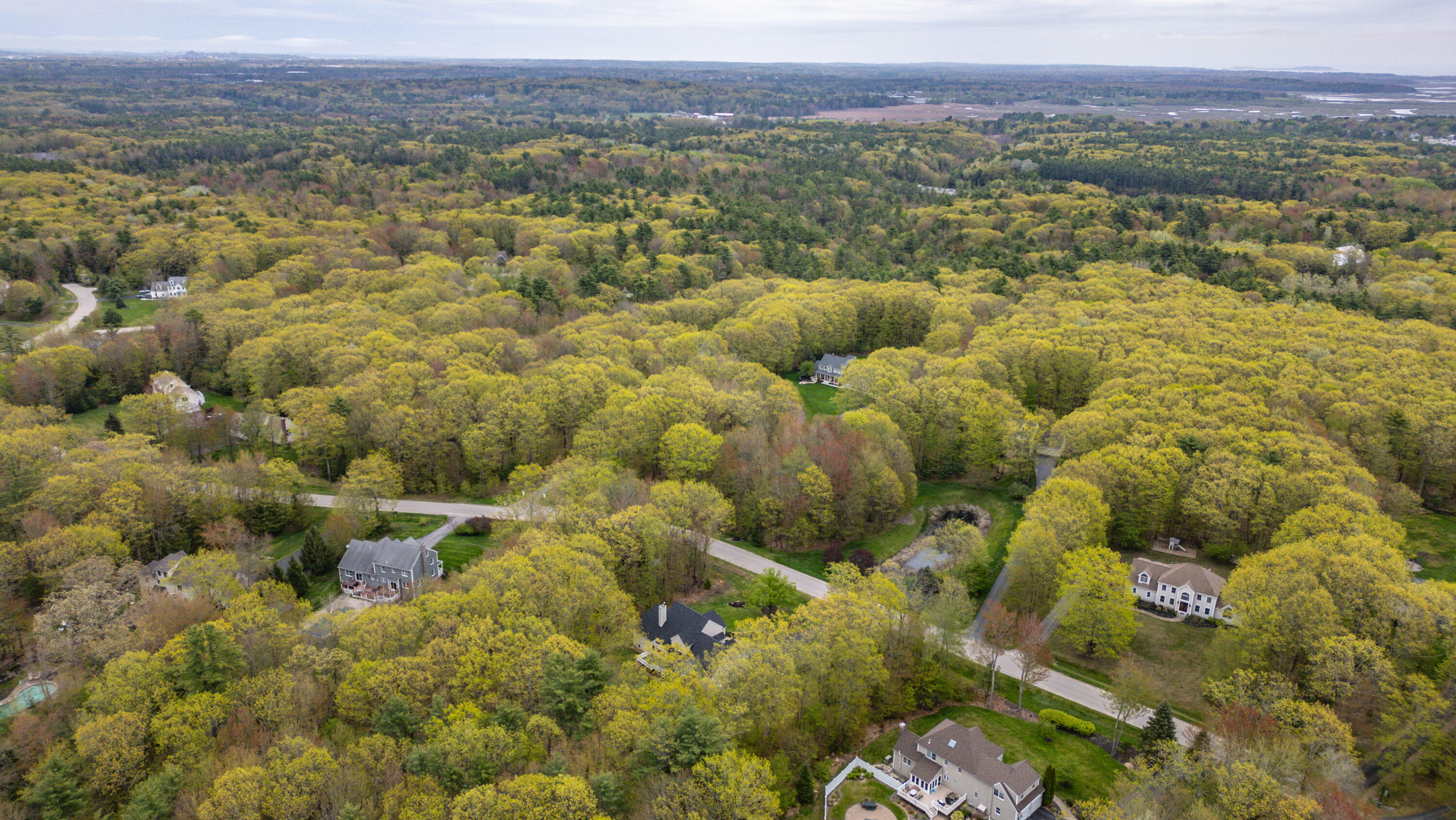 10 Hidden Creek Drive