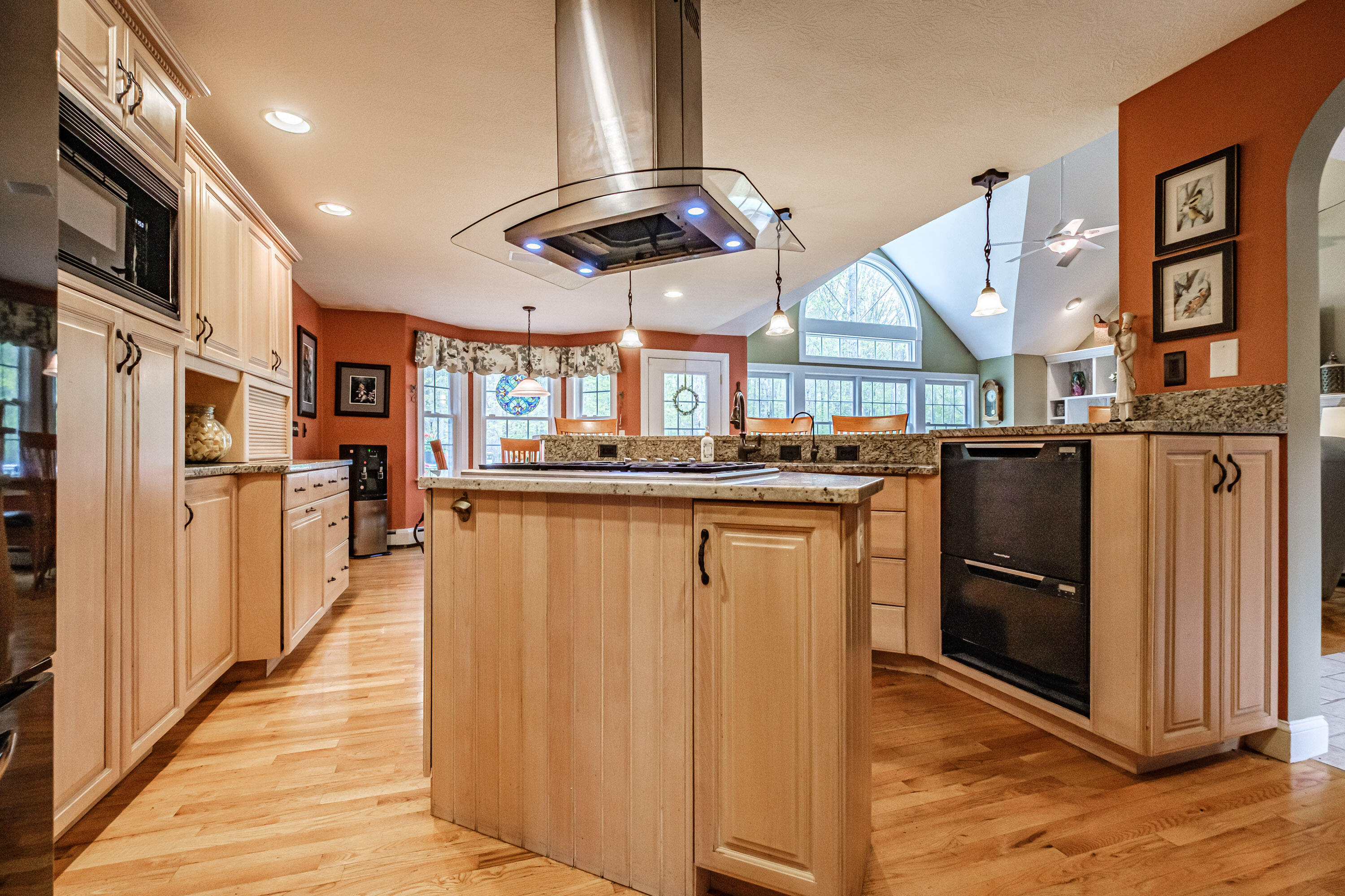 10 Hidden Creek Drive