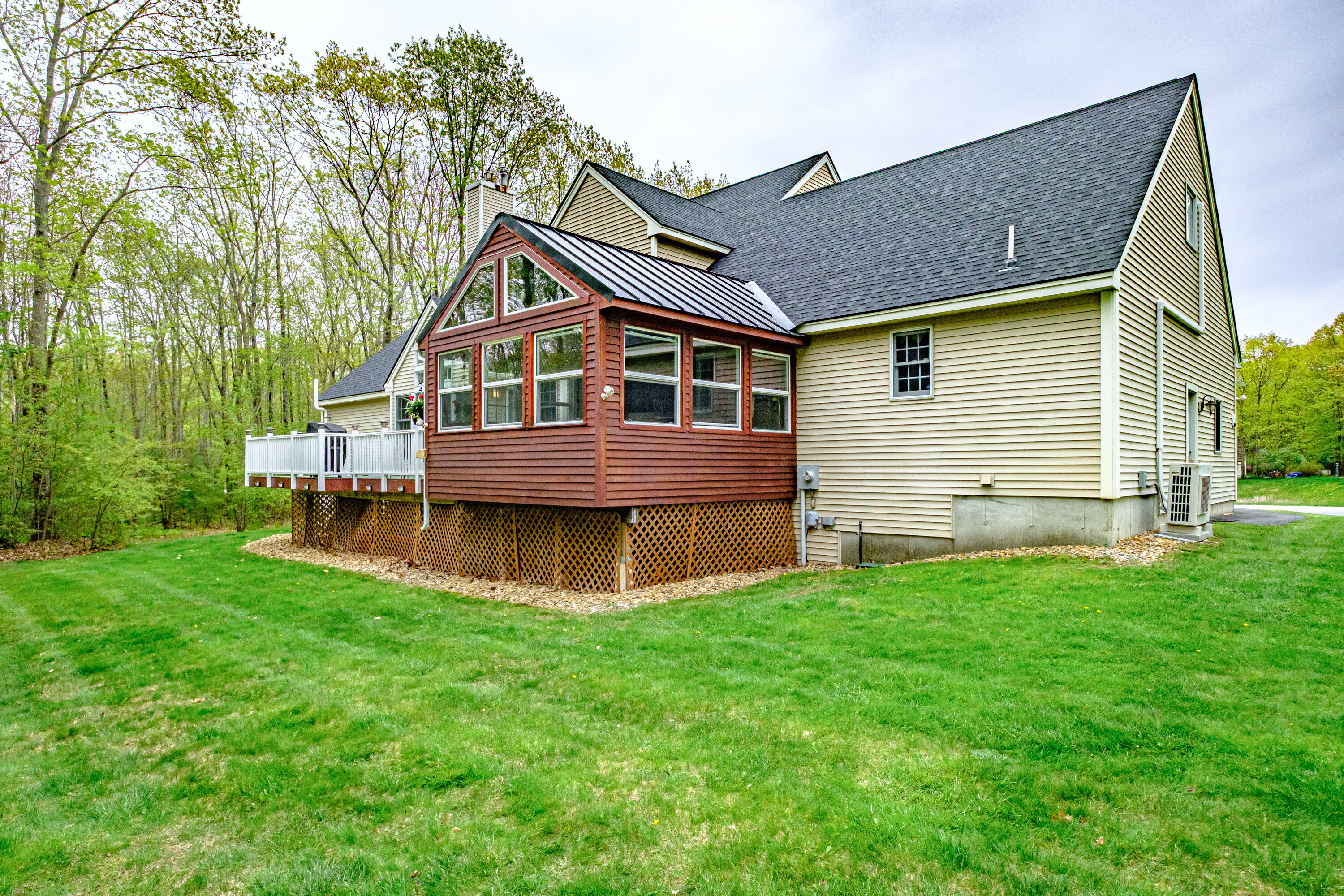 10 Hidden Creek Drive
