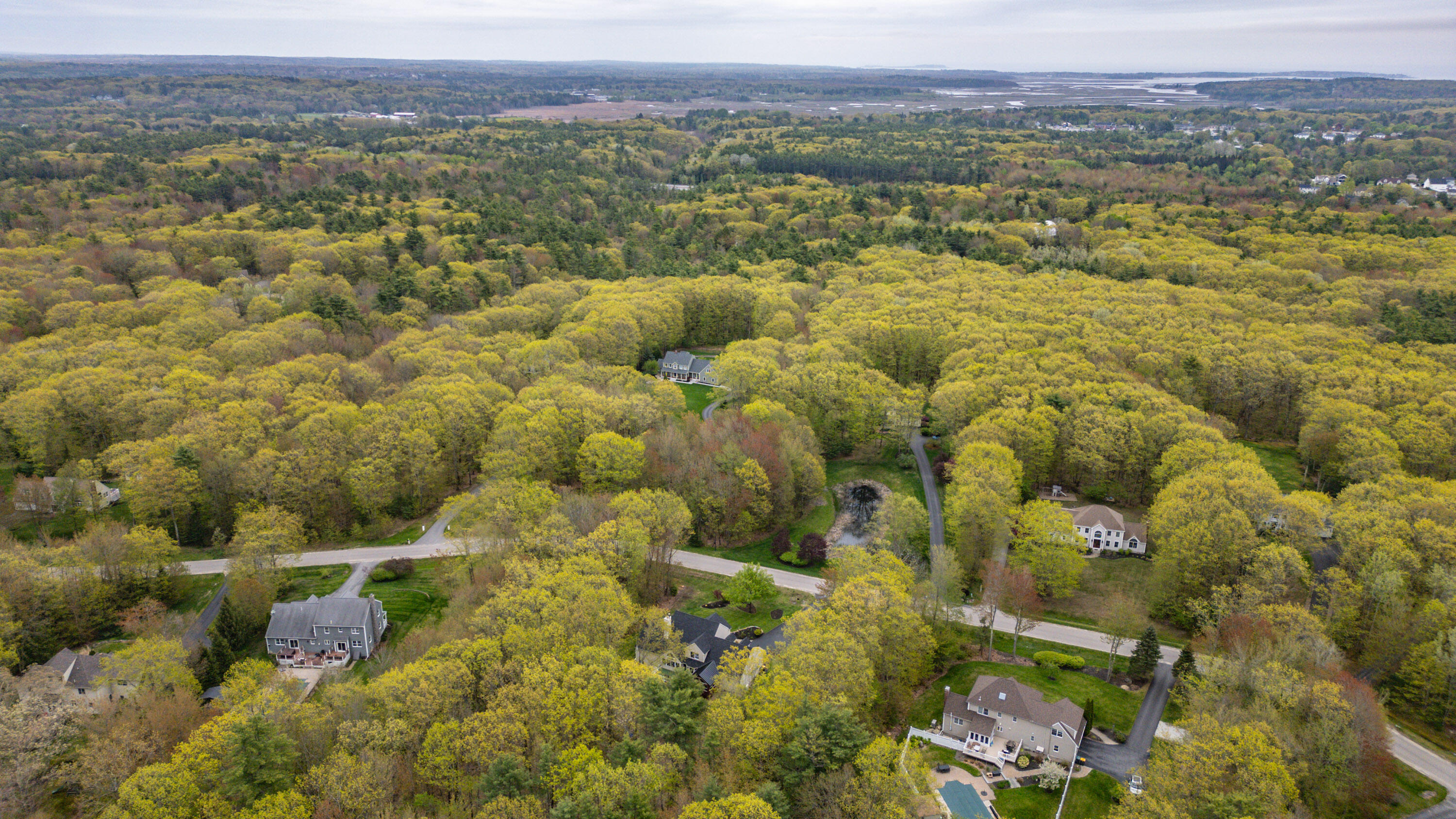 10 Hidden Creek Drive