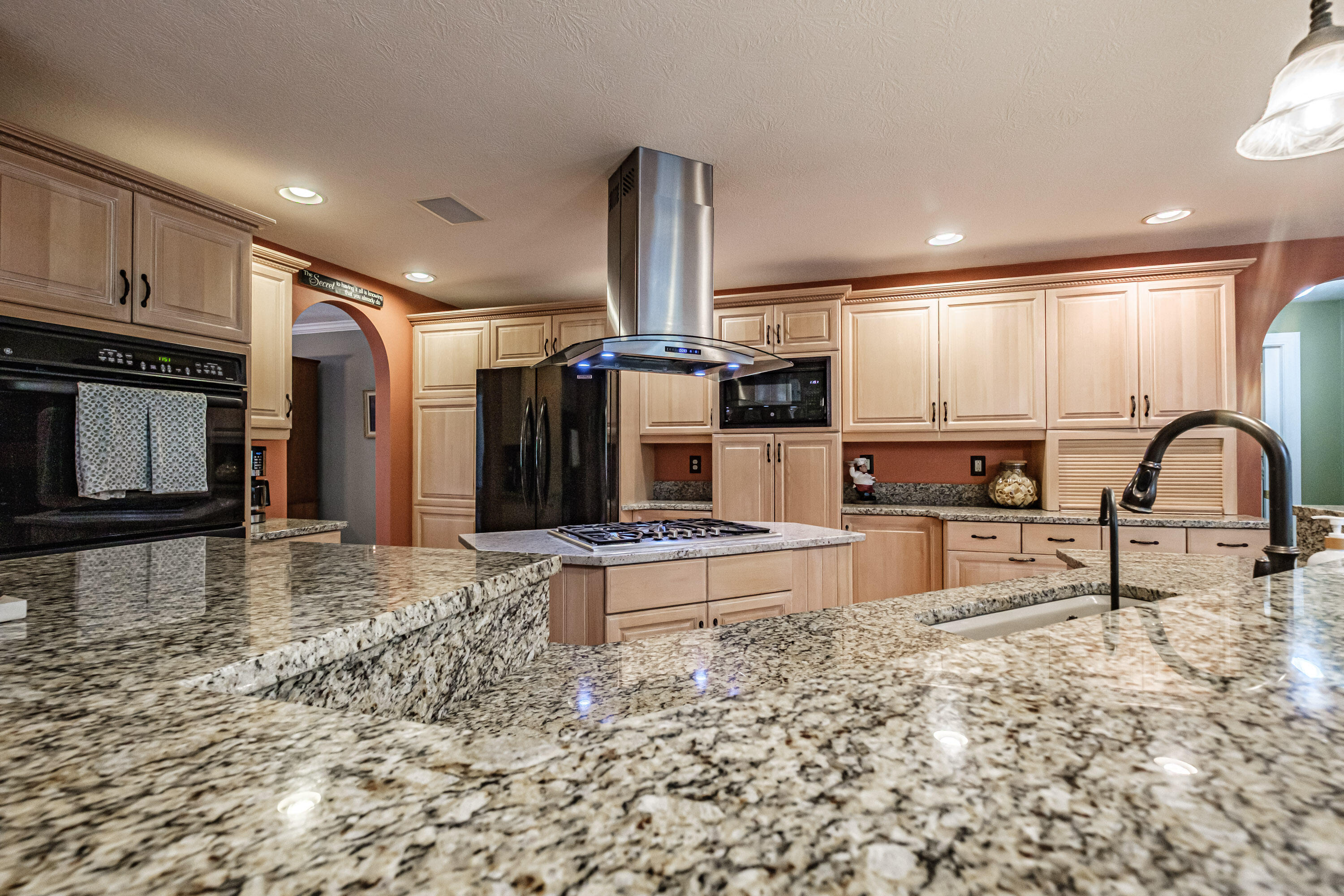10 Hidden Creek Drive