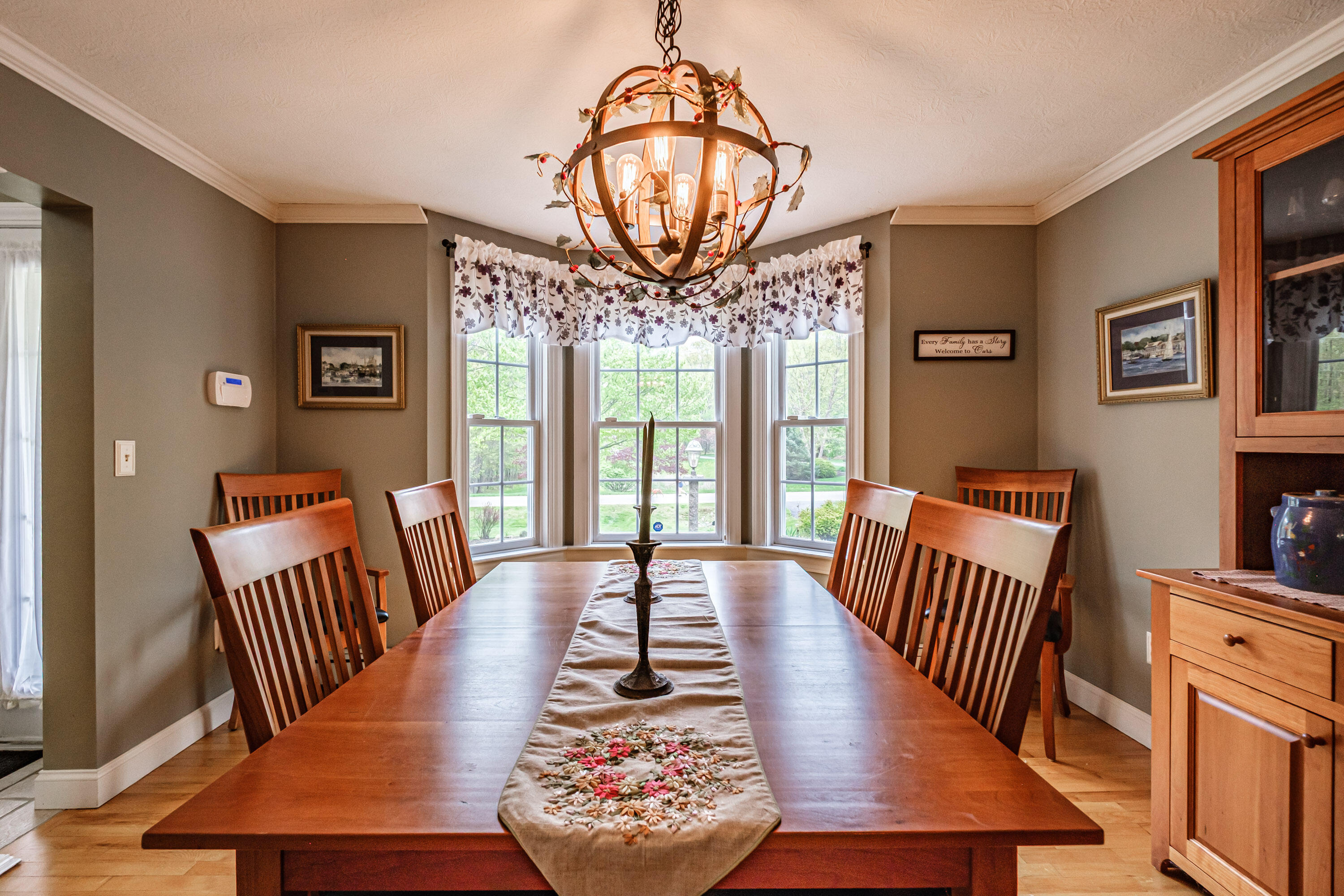 10 Hidden Creek Drive