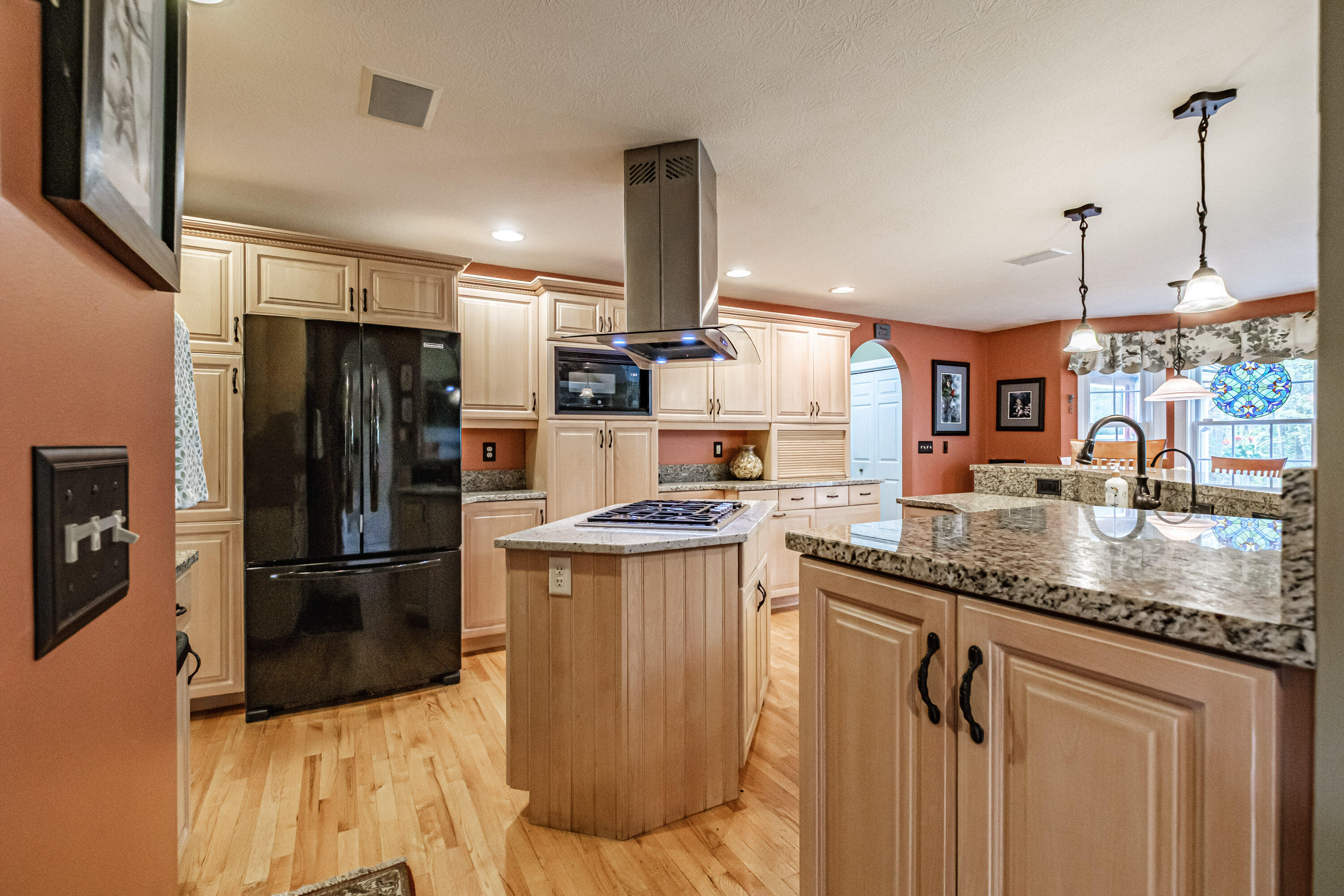 10 Hidden Creek Drive
