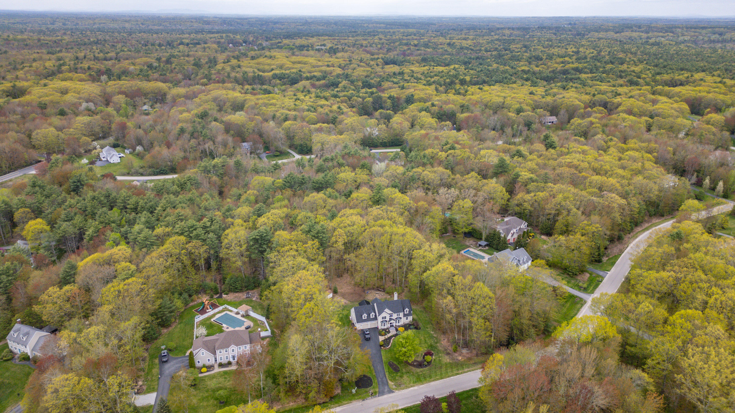 10 Hidden Creek Drive