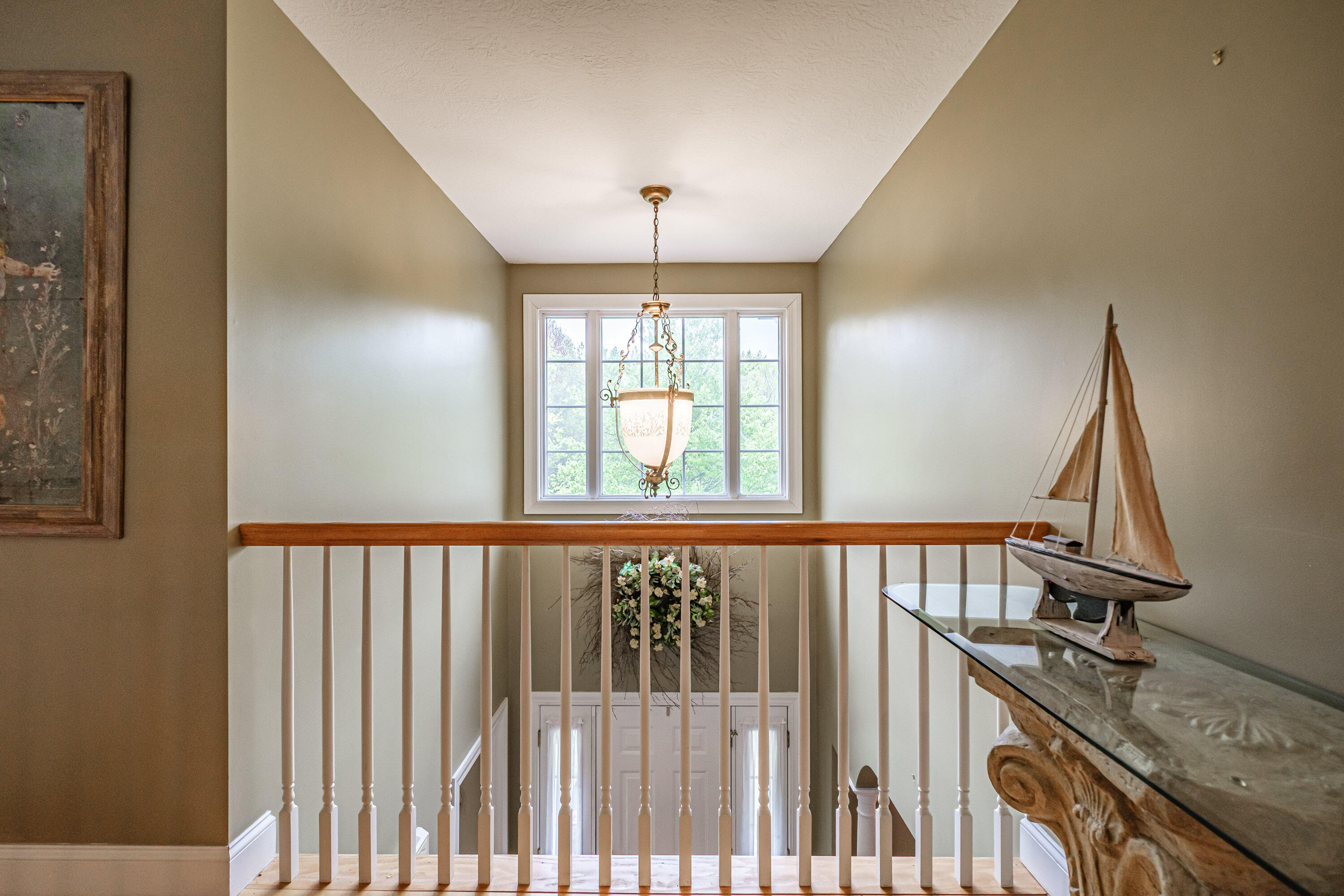 10 Hidden Creek Drive