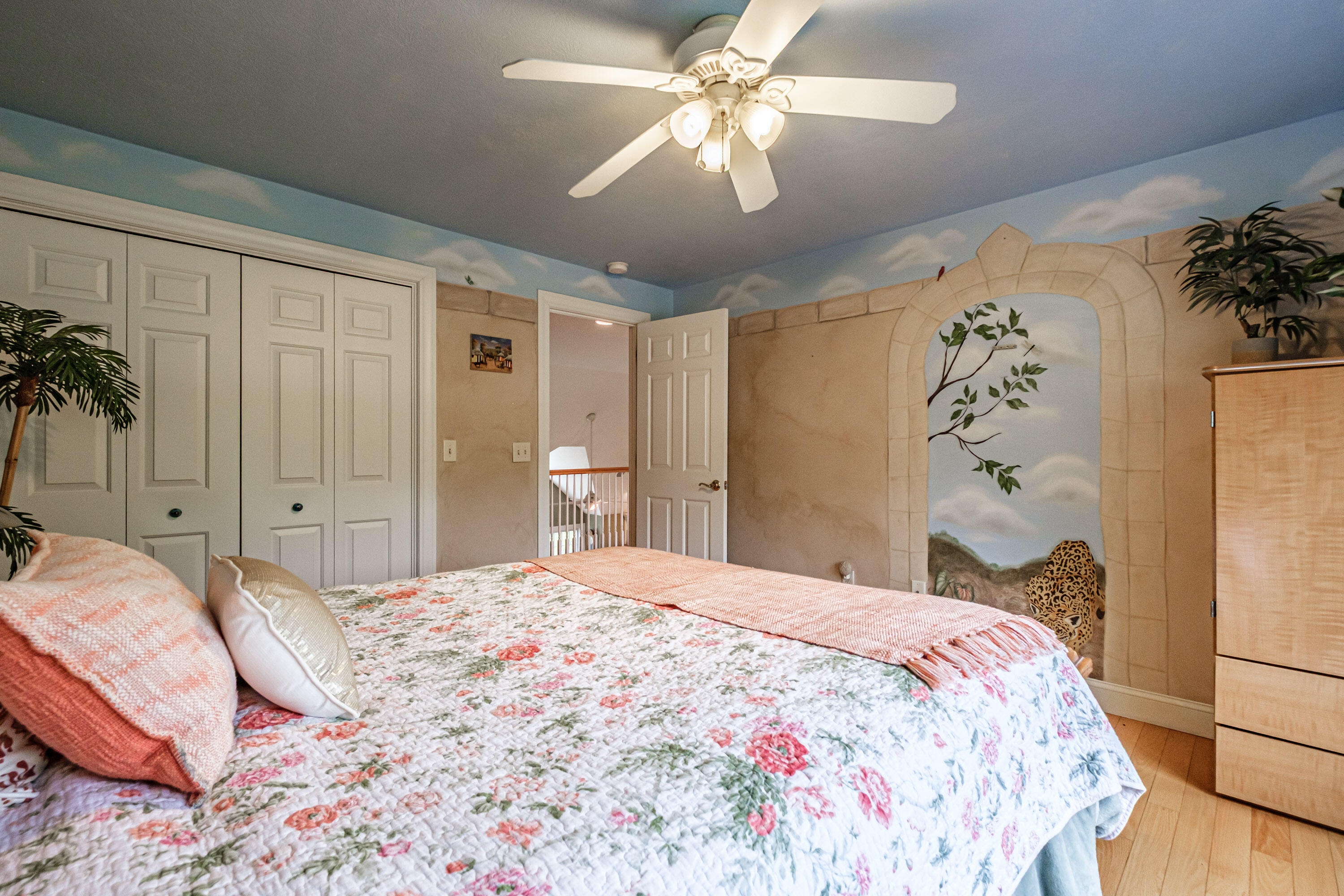 10 Hidden Creek Drive