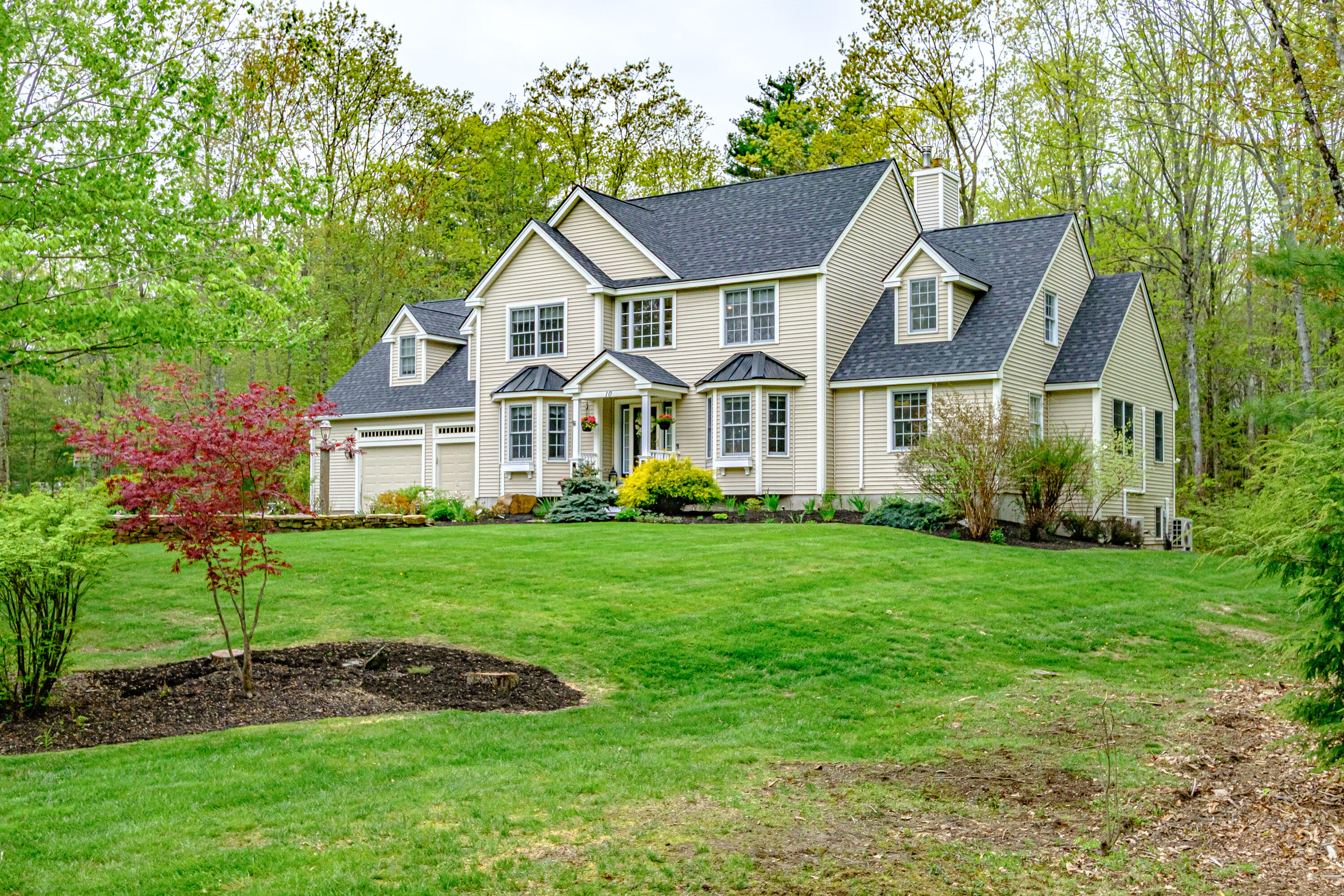 10 Hidden Creek Drive