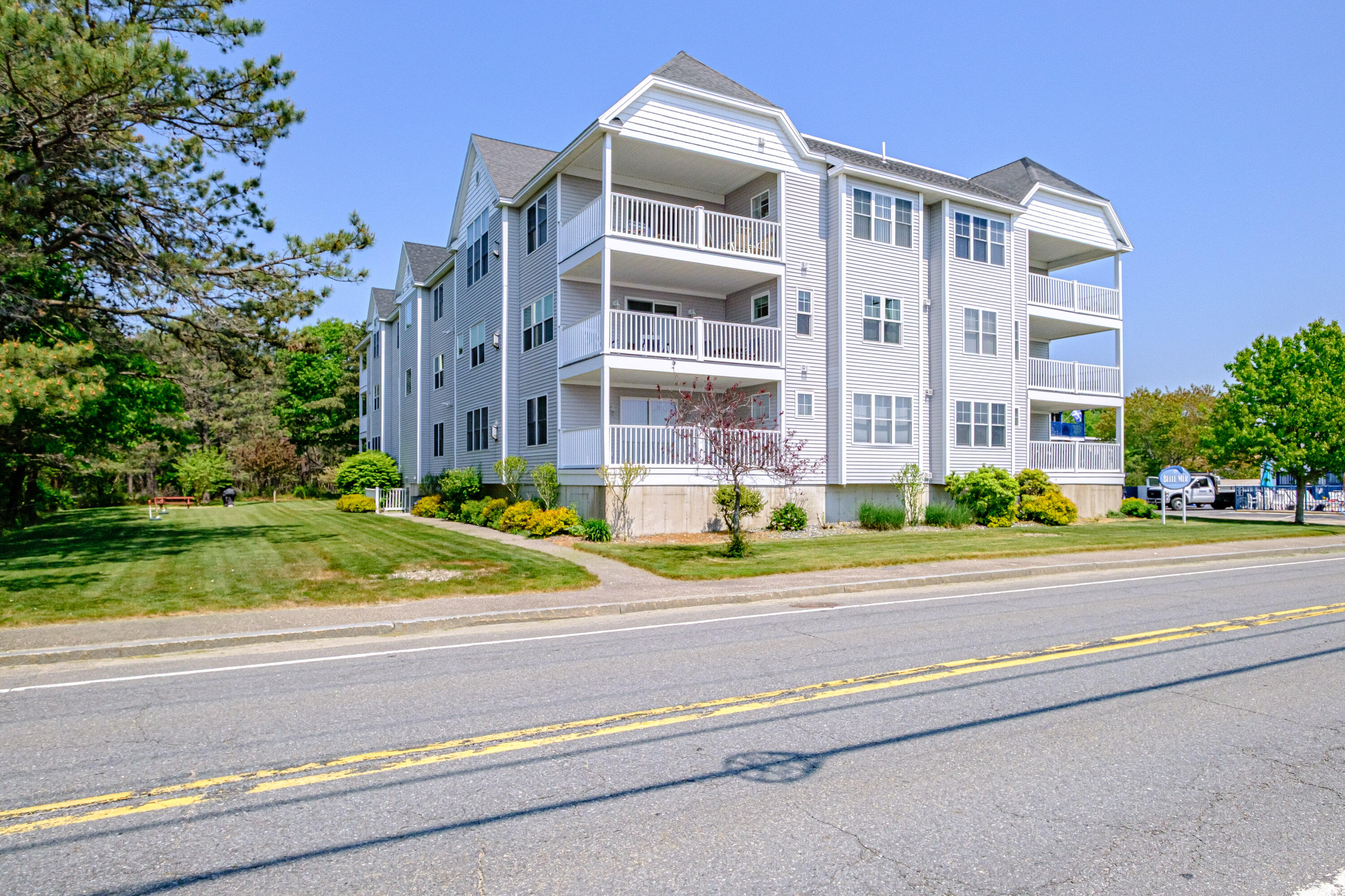 170 East Grand Avenue, 1