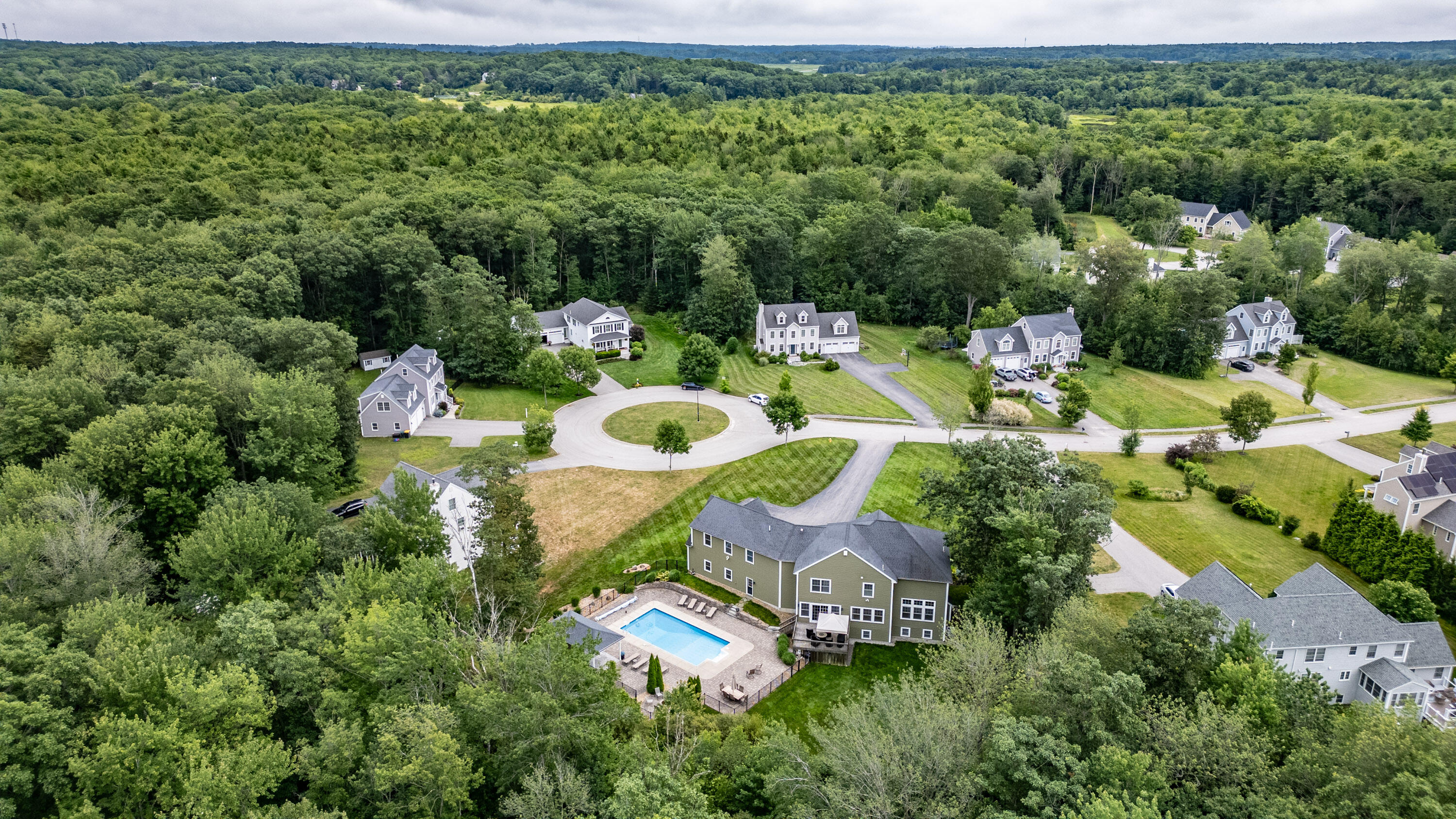 8 Red Barn Circle