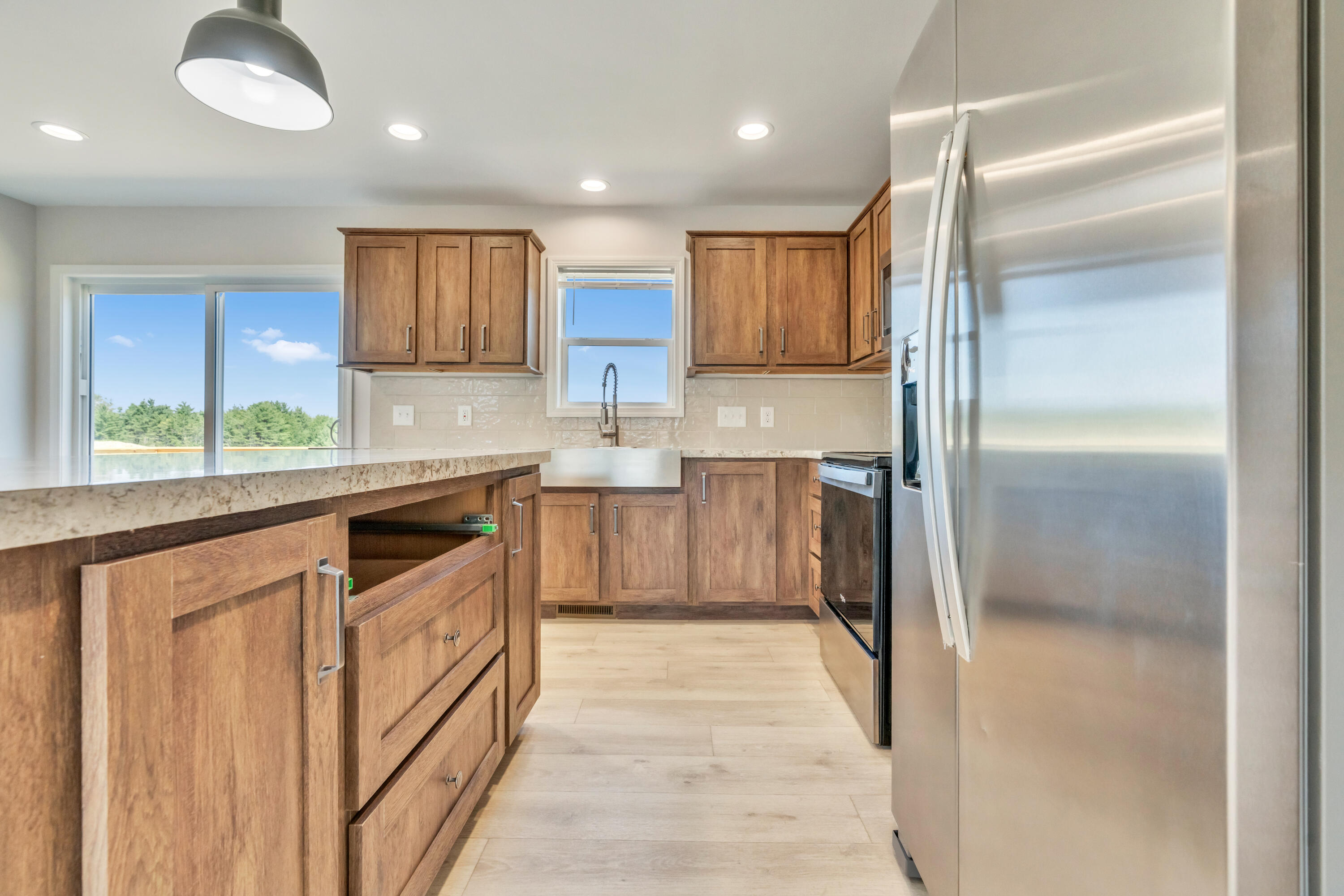 10 Colony Way
