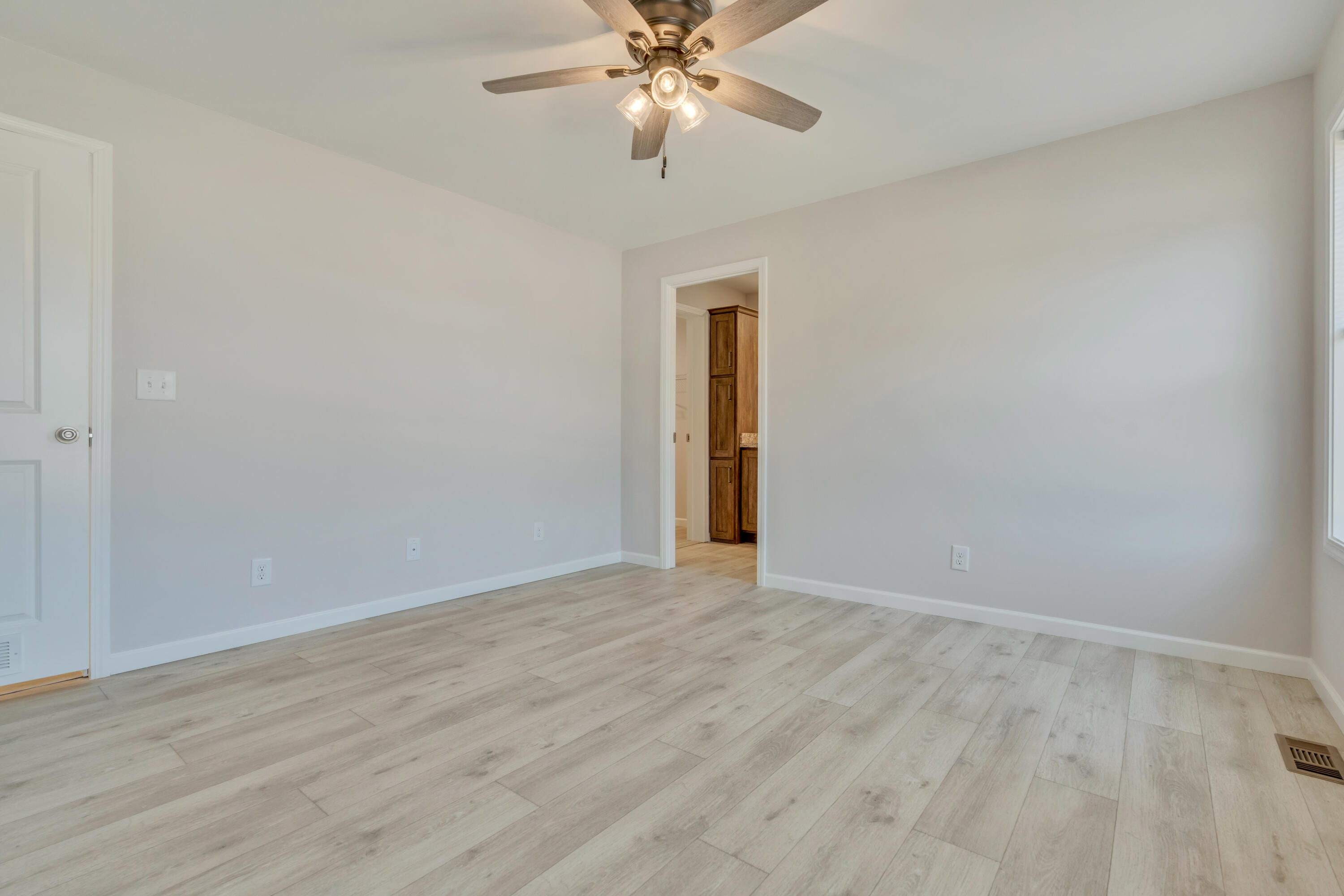 10 Colony Way