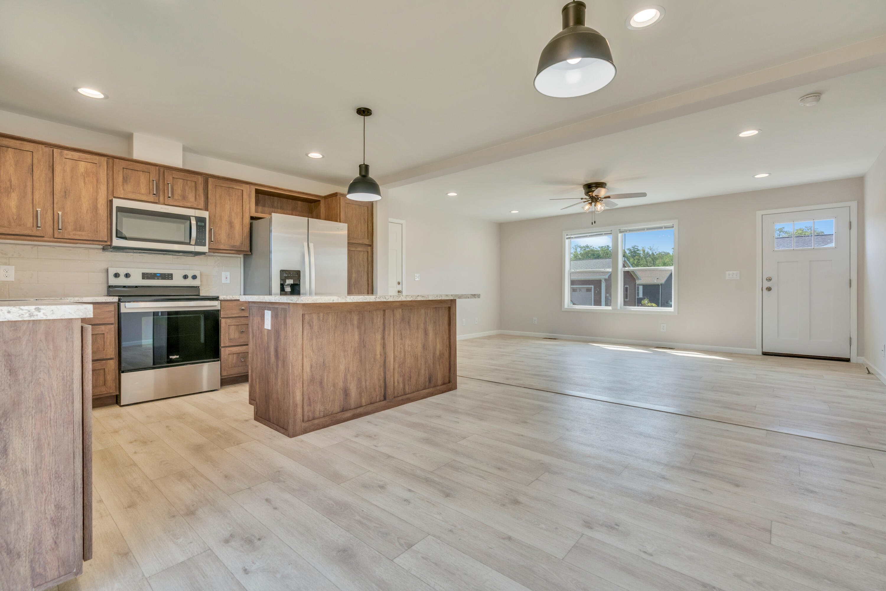 10 Colony Way
