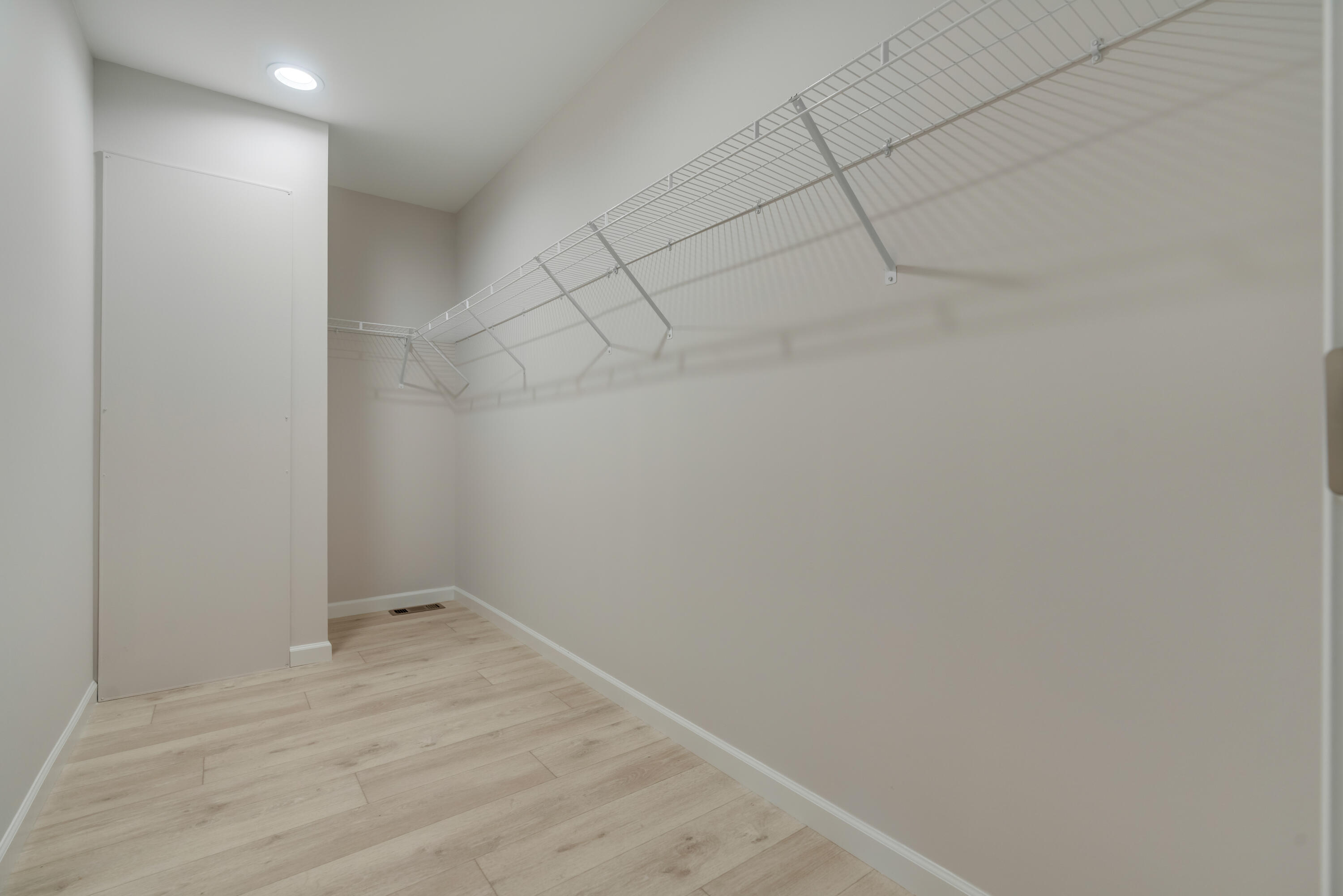 10 Colony Way