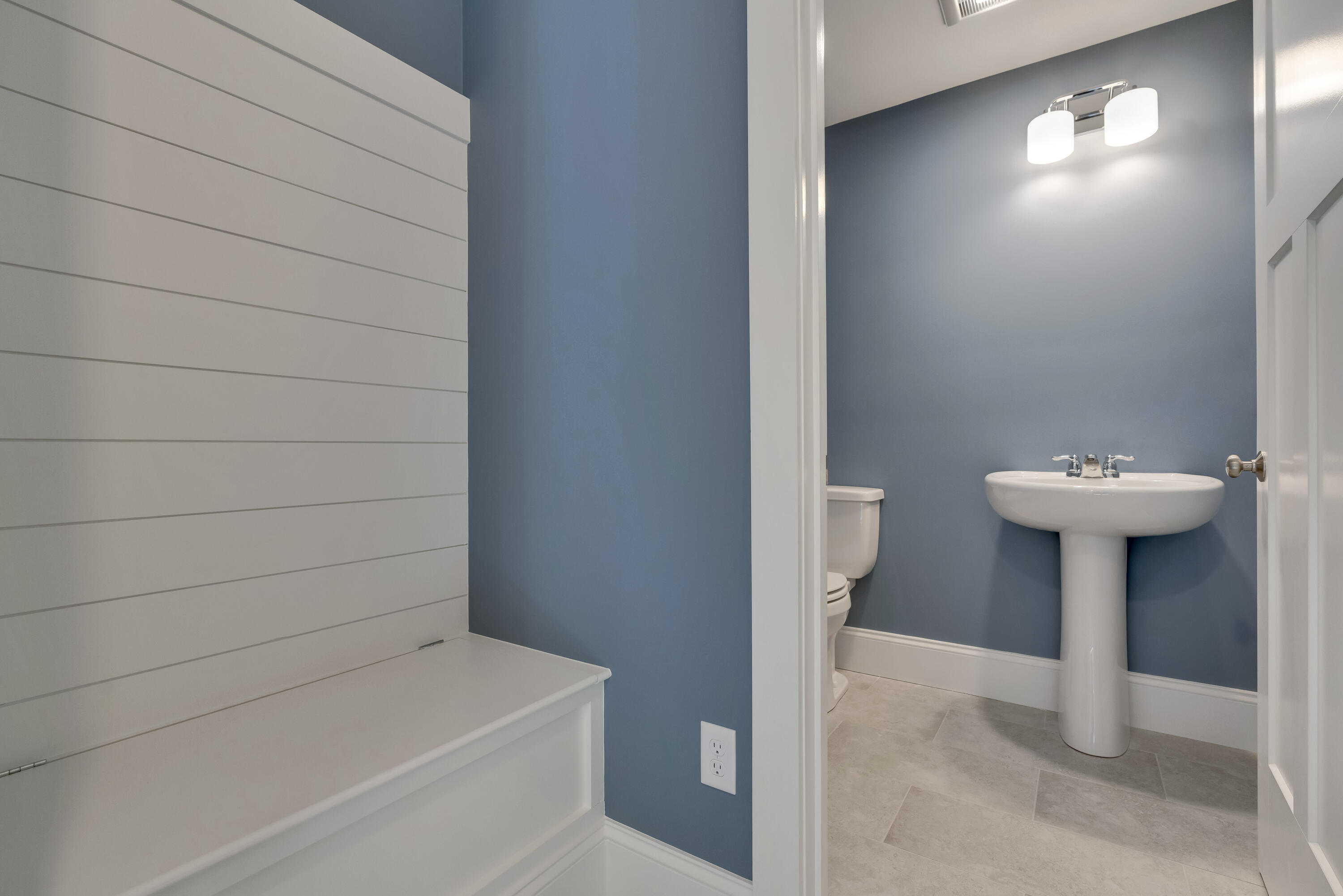 127 Falcon Crest Drive, 4