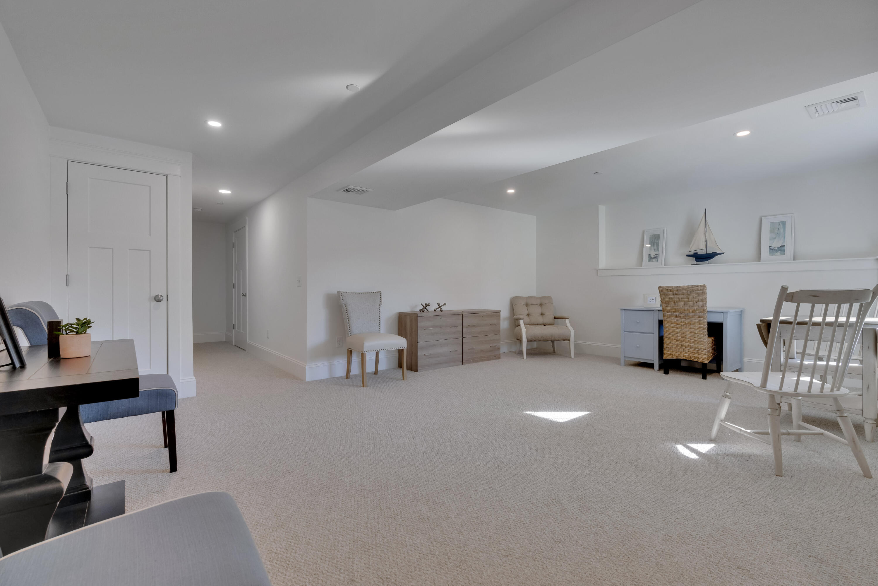 127 Falcon Crest Drive, 4