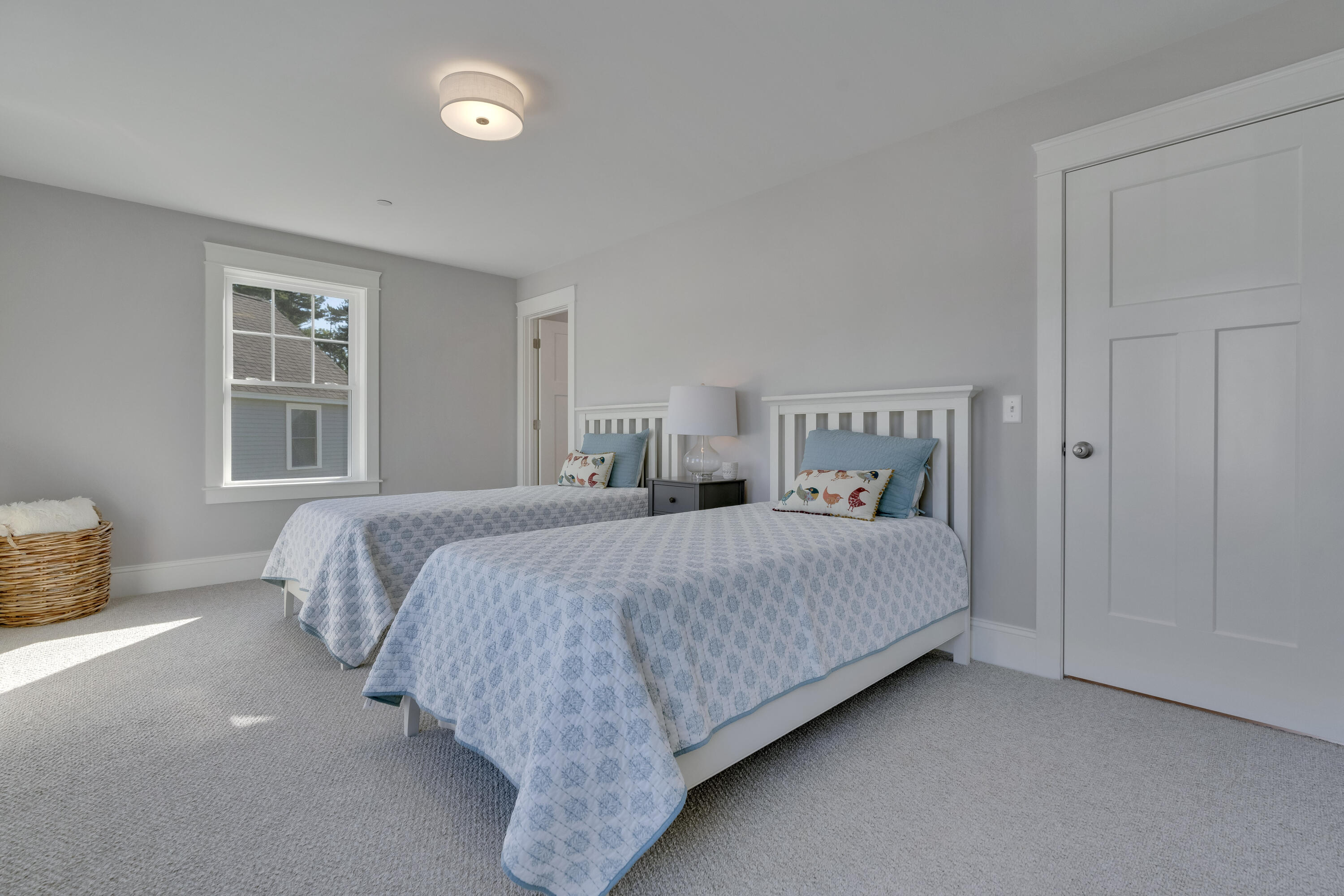 127 Falcon Crest Drive, 4