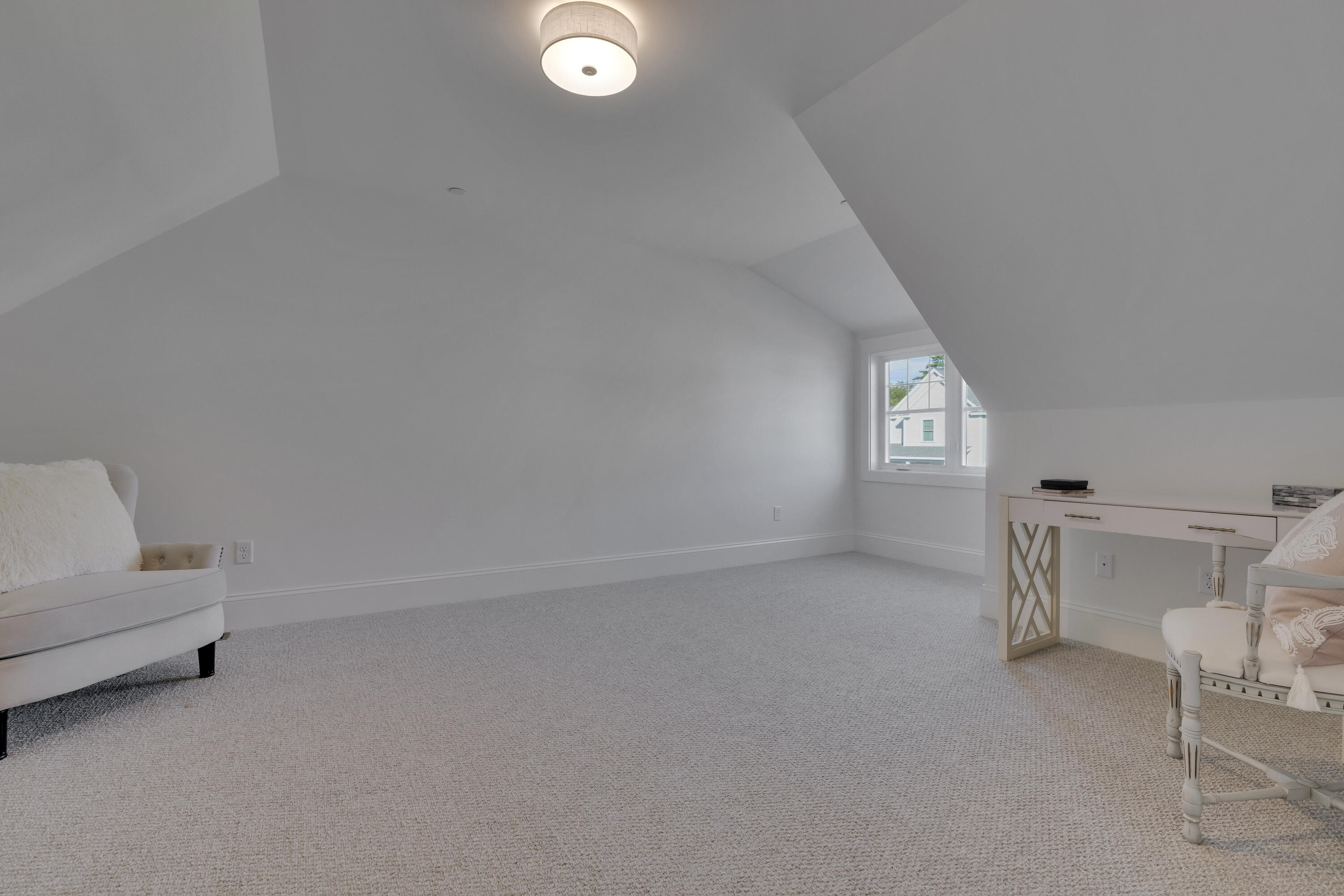 127 Falcon Crest Drive, 4