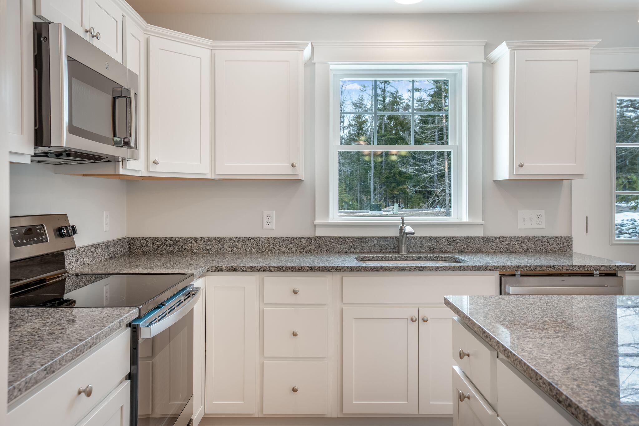 82 Independence Way, 5
