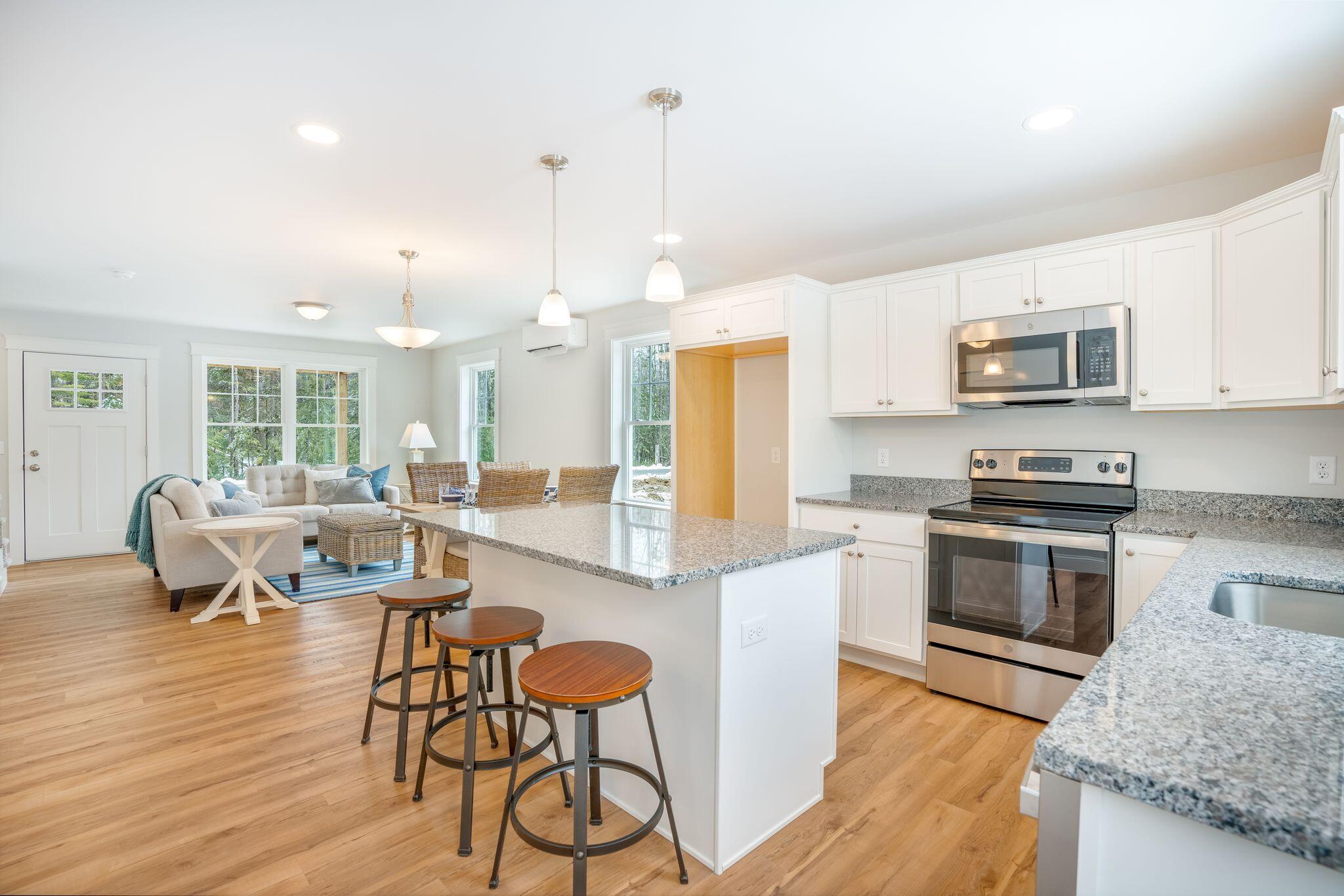 82 Independence Way, 5