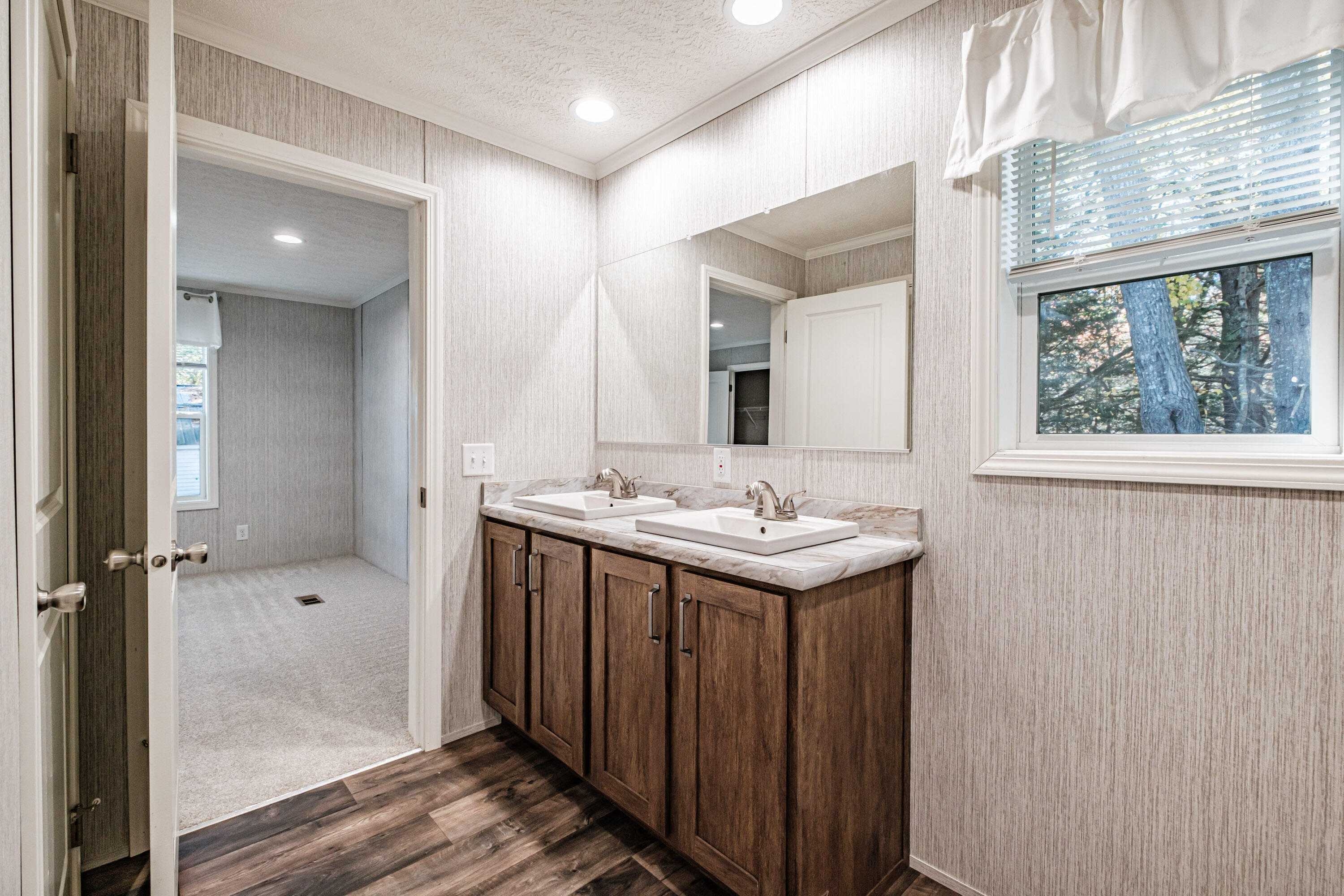 10 Dode Drive, Saco