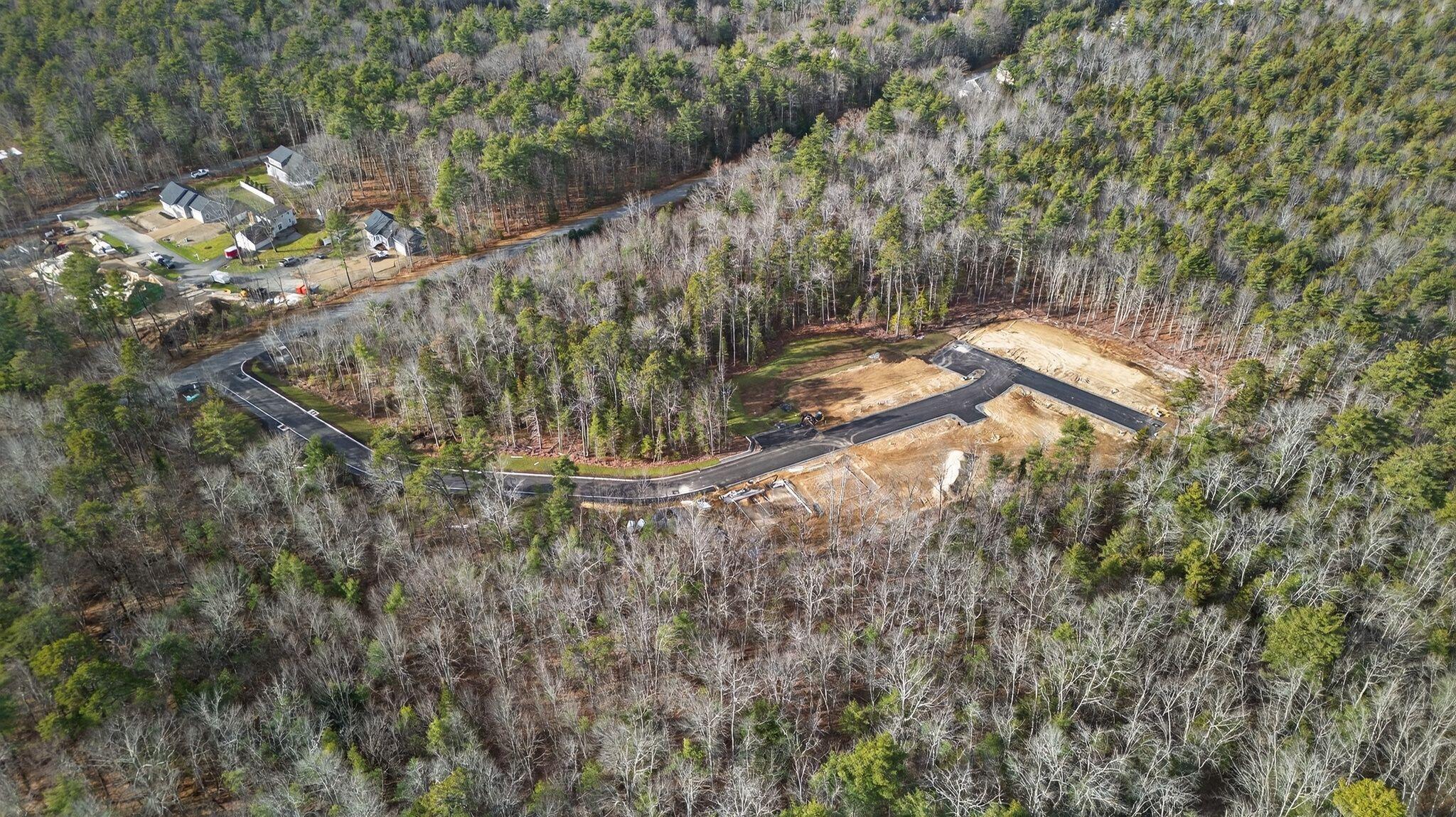 5 Creekside Court, 3