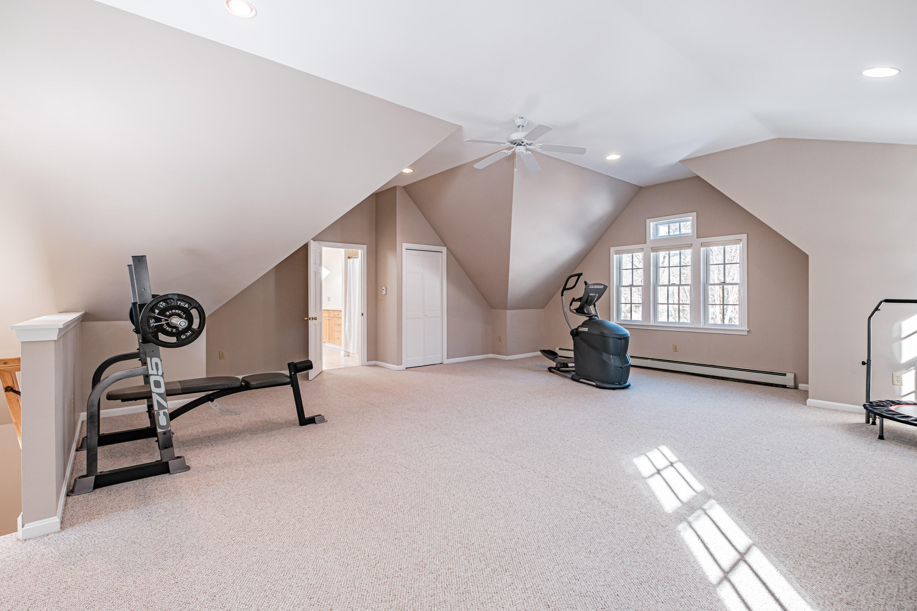 1 Pine Ledge Drive