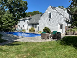 1 Pine Ledge Drive