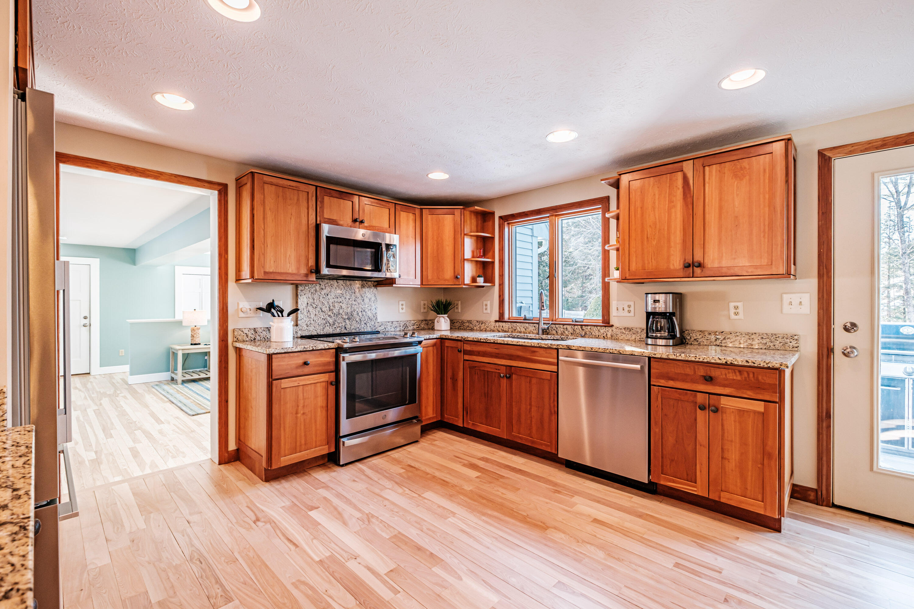 1 Pine Ledge Drive