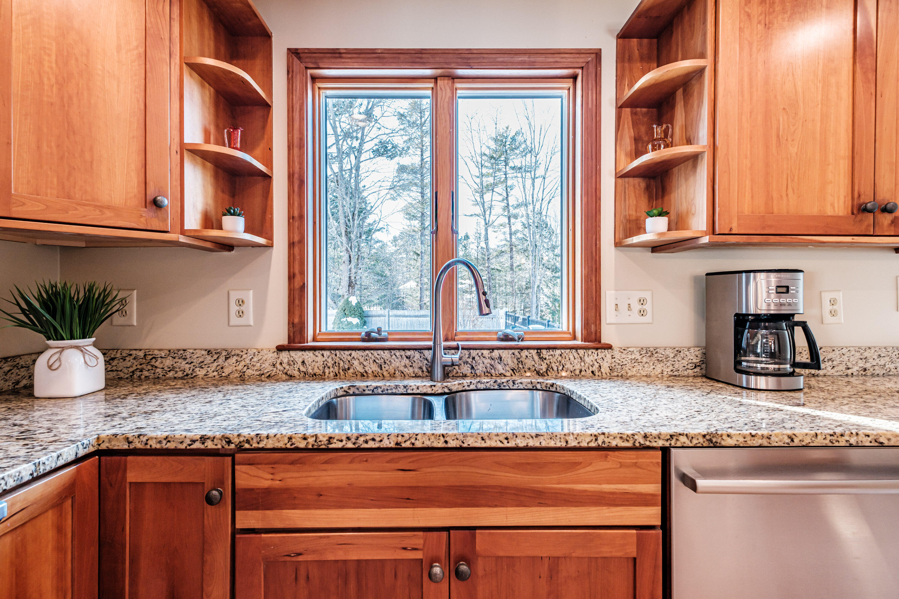1 Pine Ledge Drive