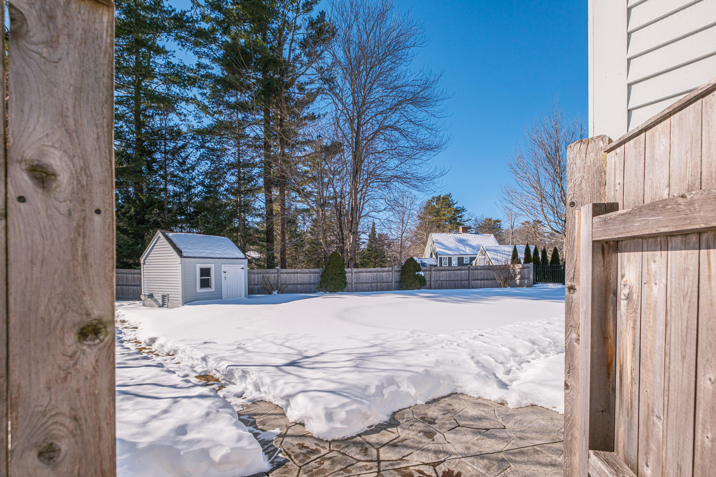 1 Pine Ledge Drive