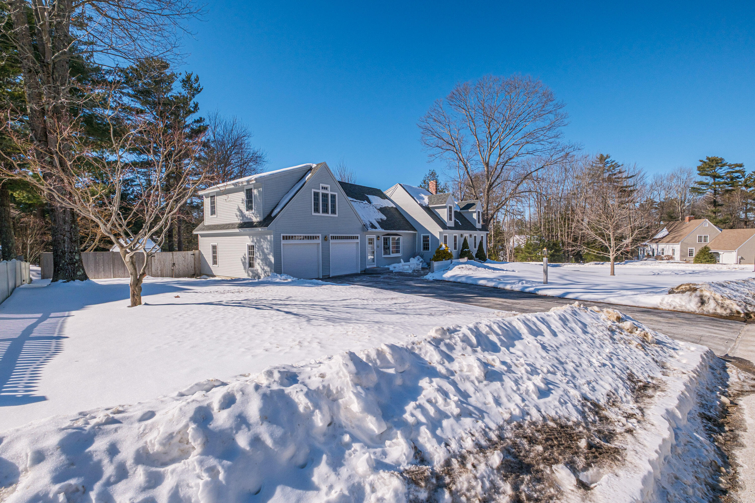 1 Pine Ledge Drive