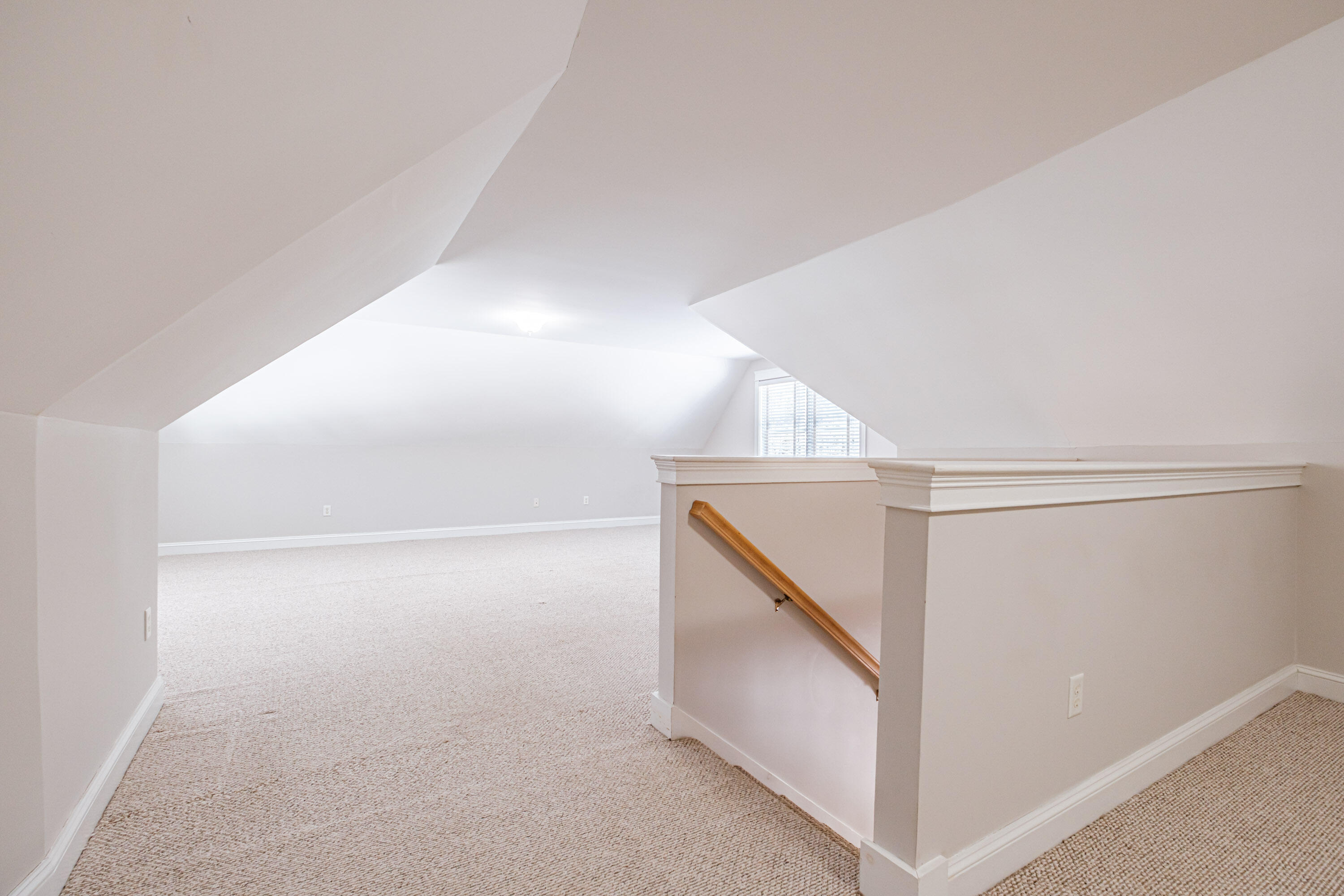 16 Laurel Ridge Road