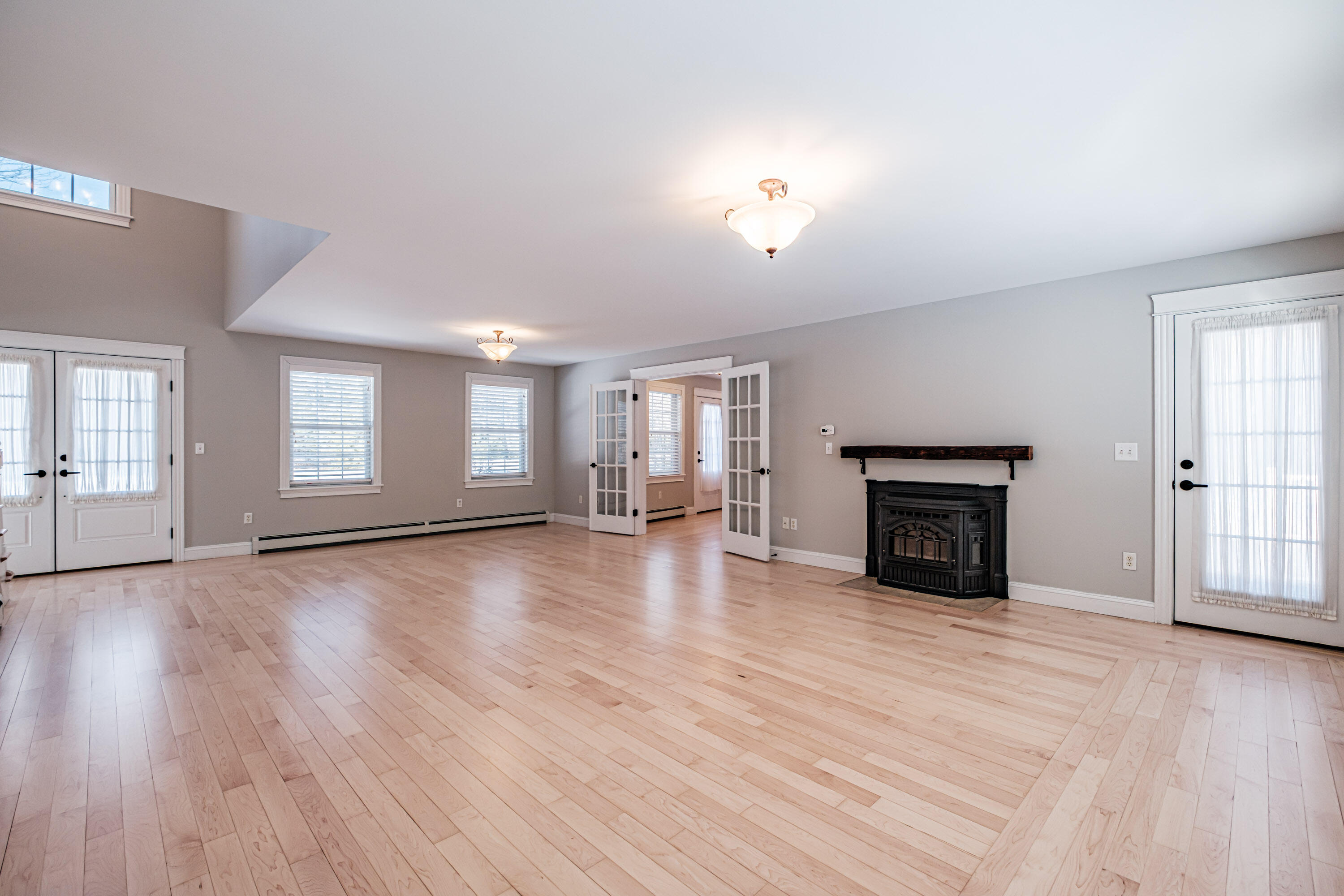 16 Laurel Ridge Road