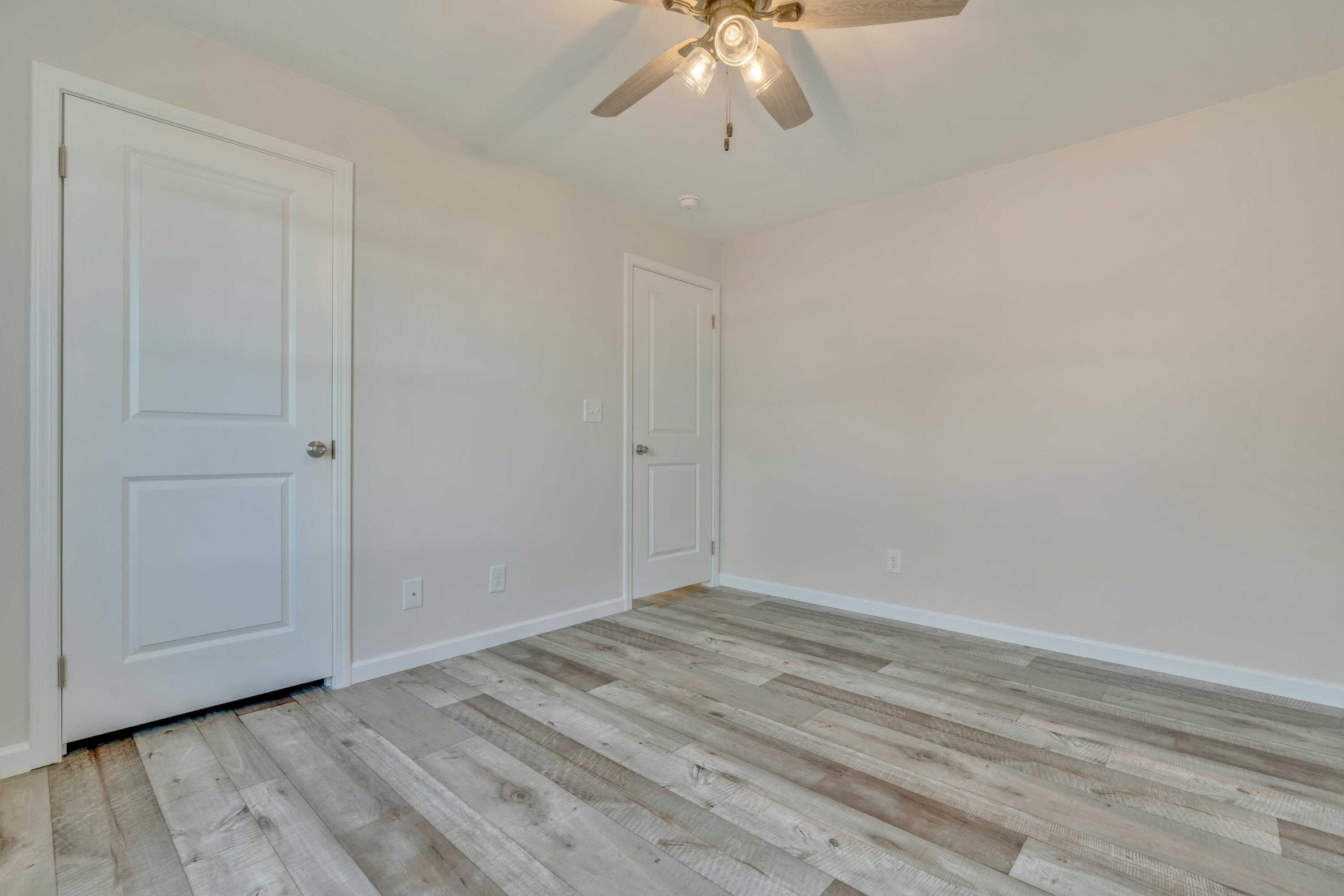 8 Colony Way