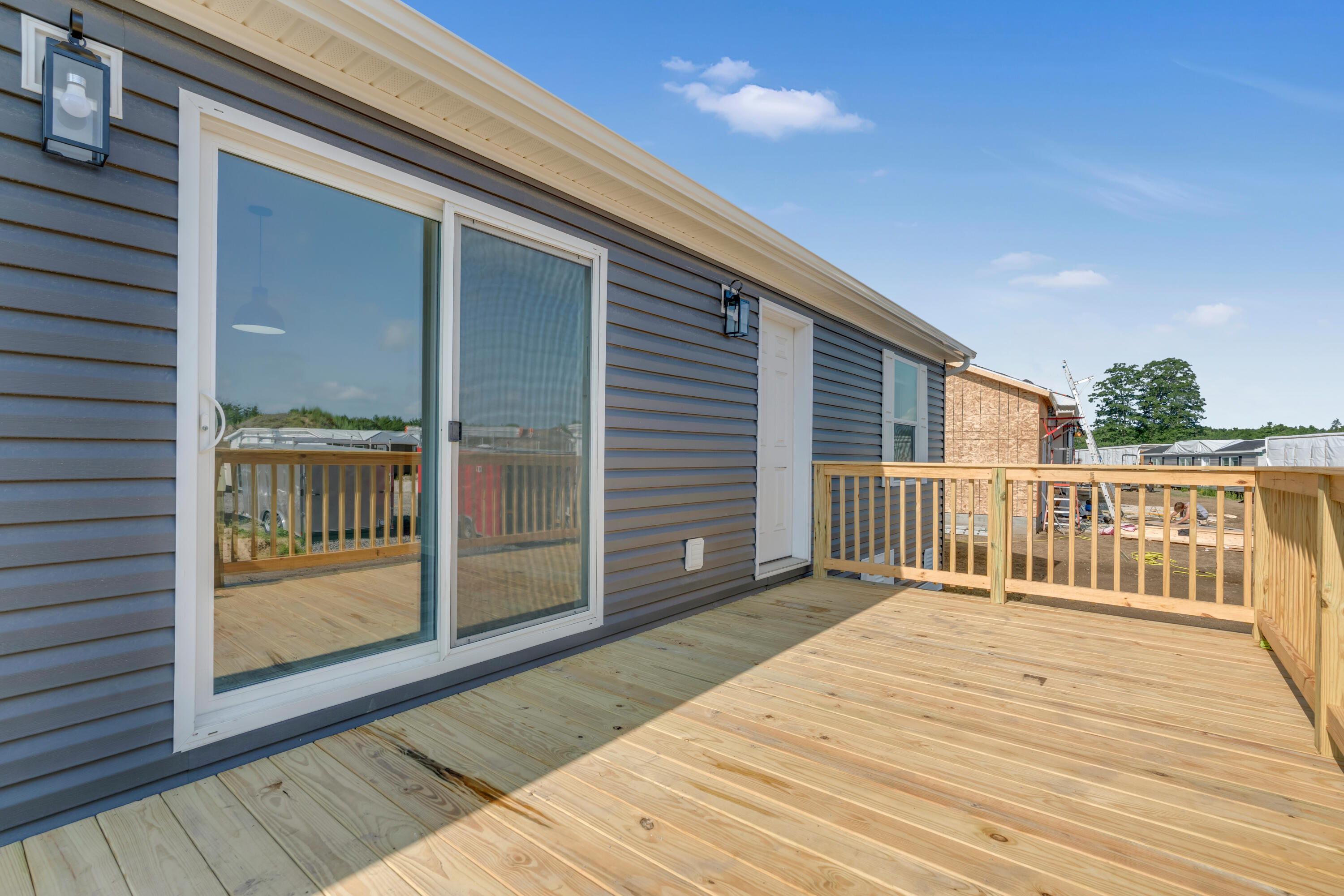 8 Colony Way