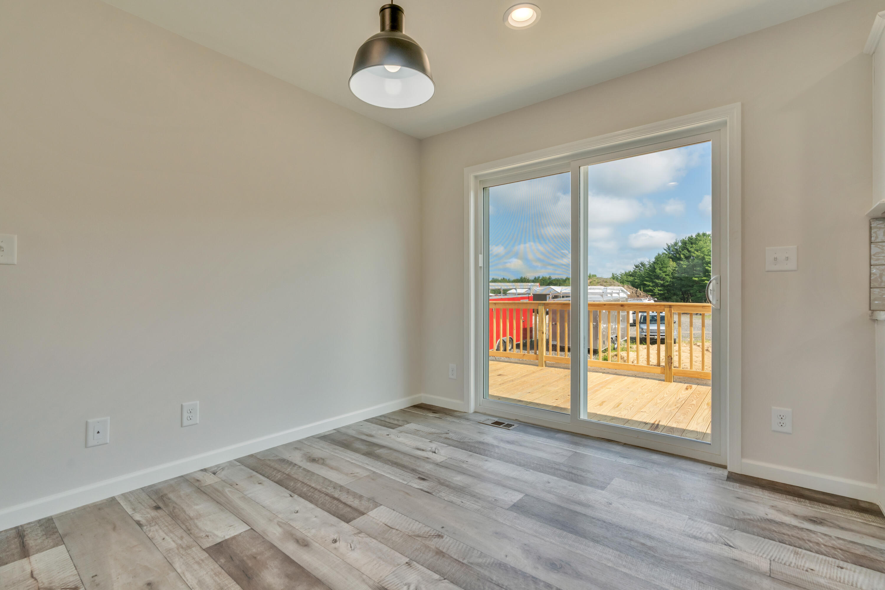 8 Colony Way