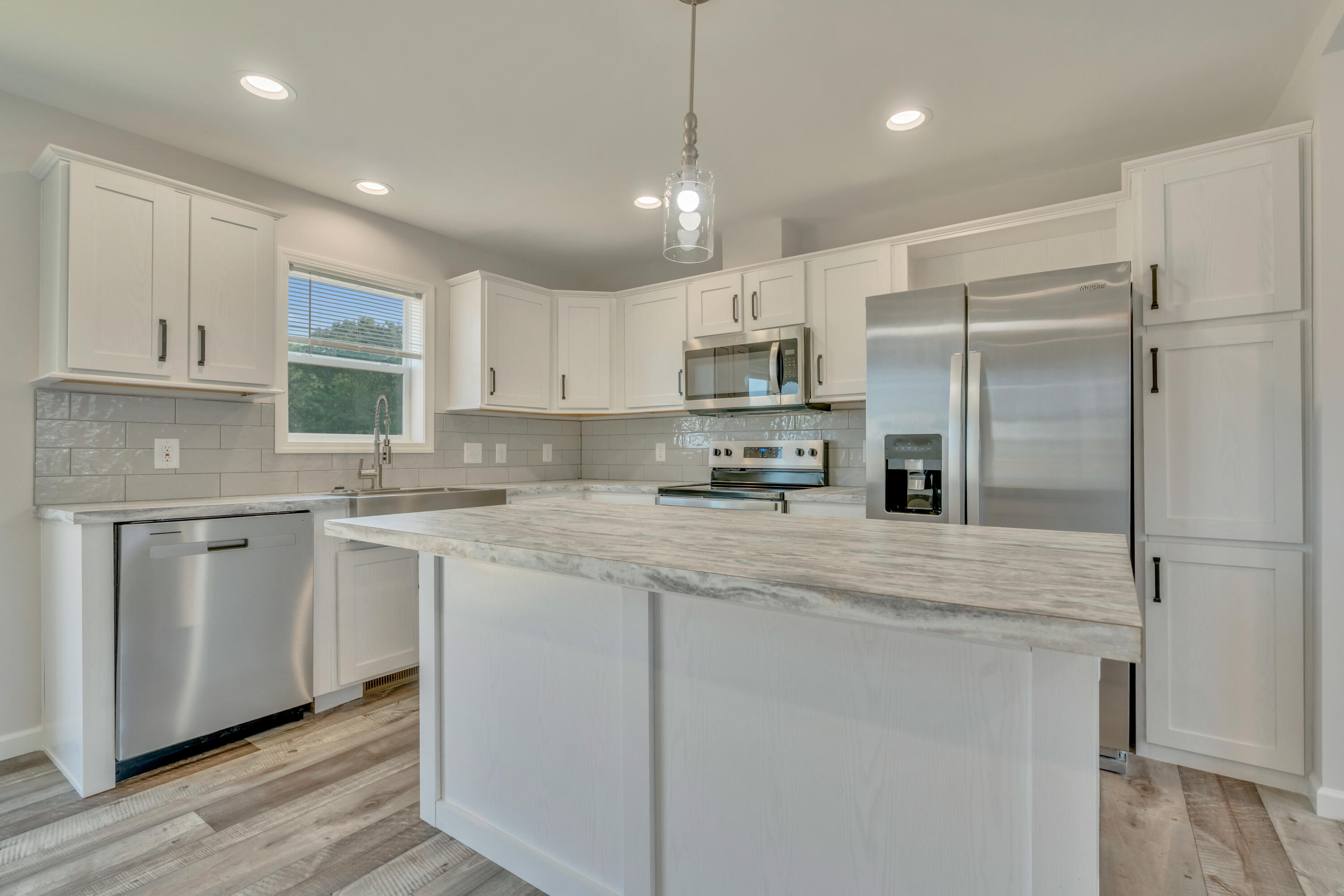 8 Colony Way
