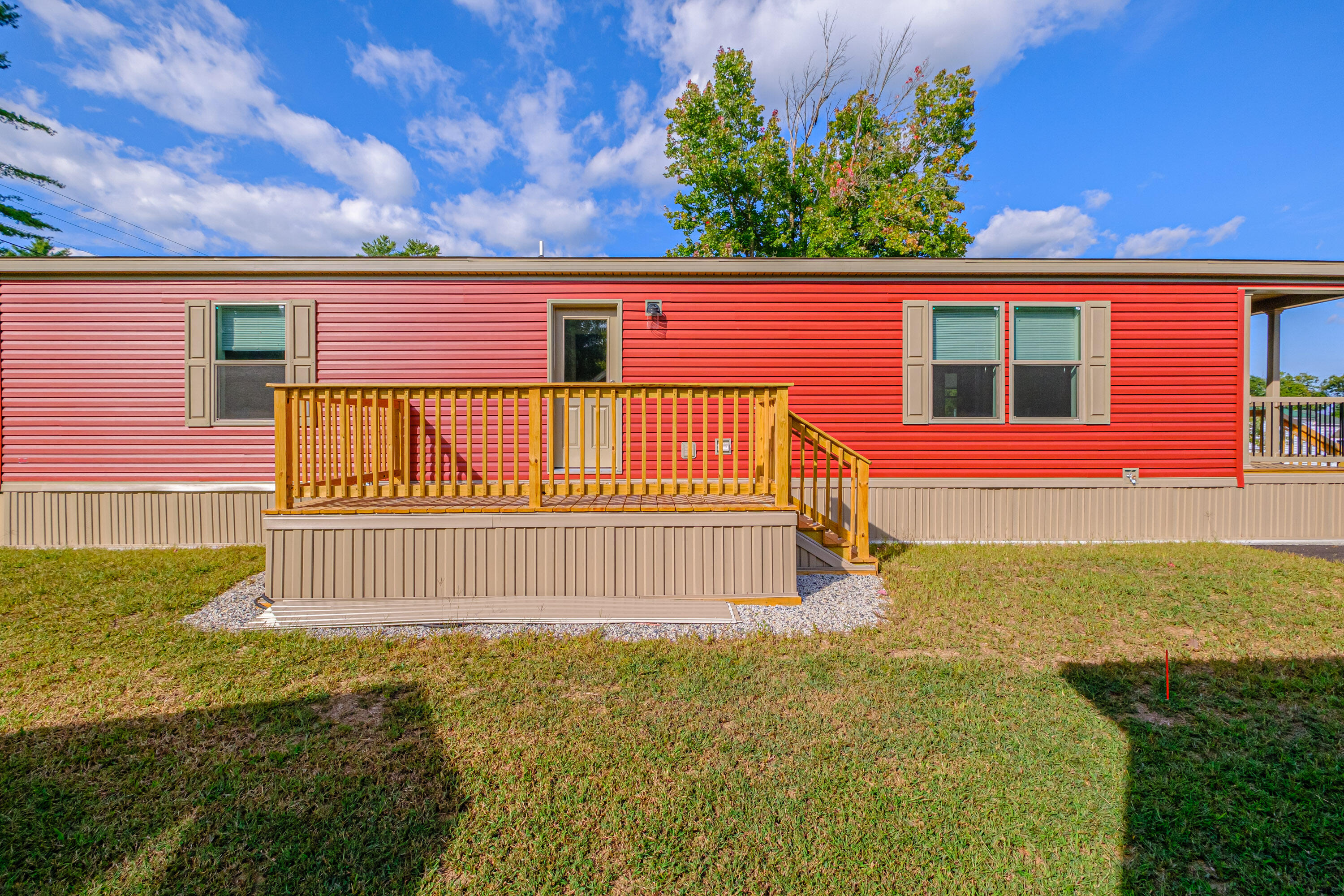 8 Maplewood Drive