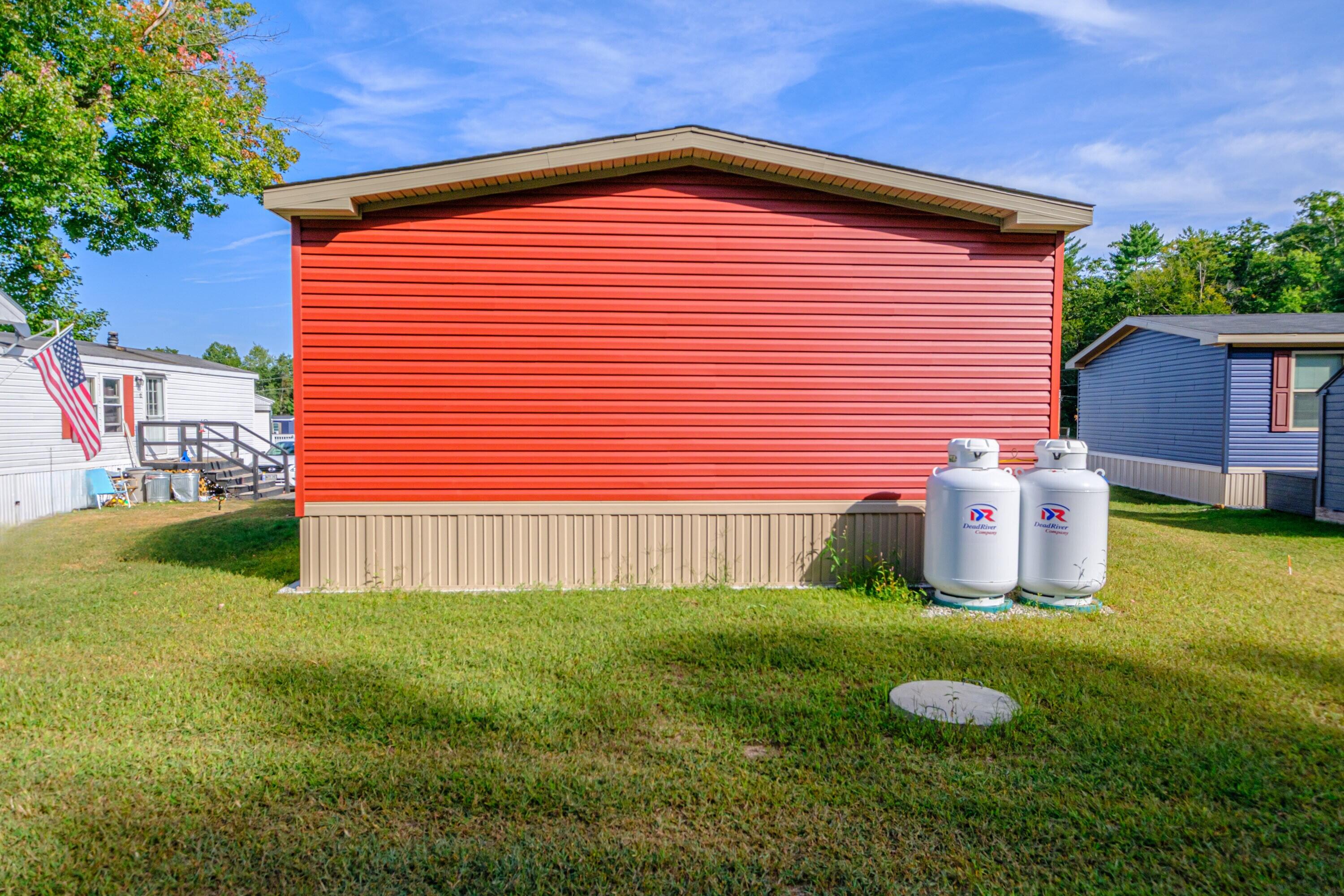 8 Maplewood Drive